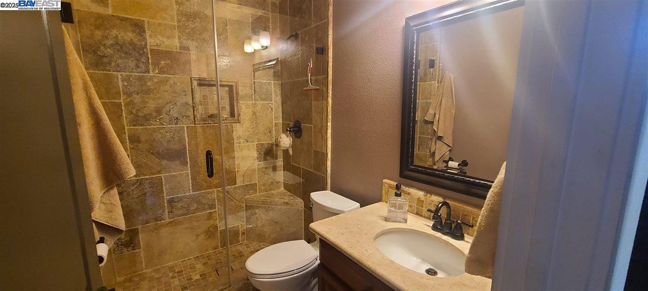 Detail Gallery Image 14 of 23 For 1127 Mataro Ct, Pleasanton,  CA 94566 - 4 Beds | 3 Baths