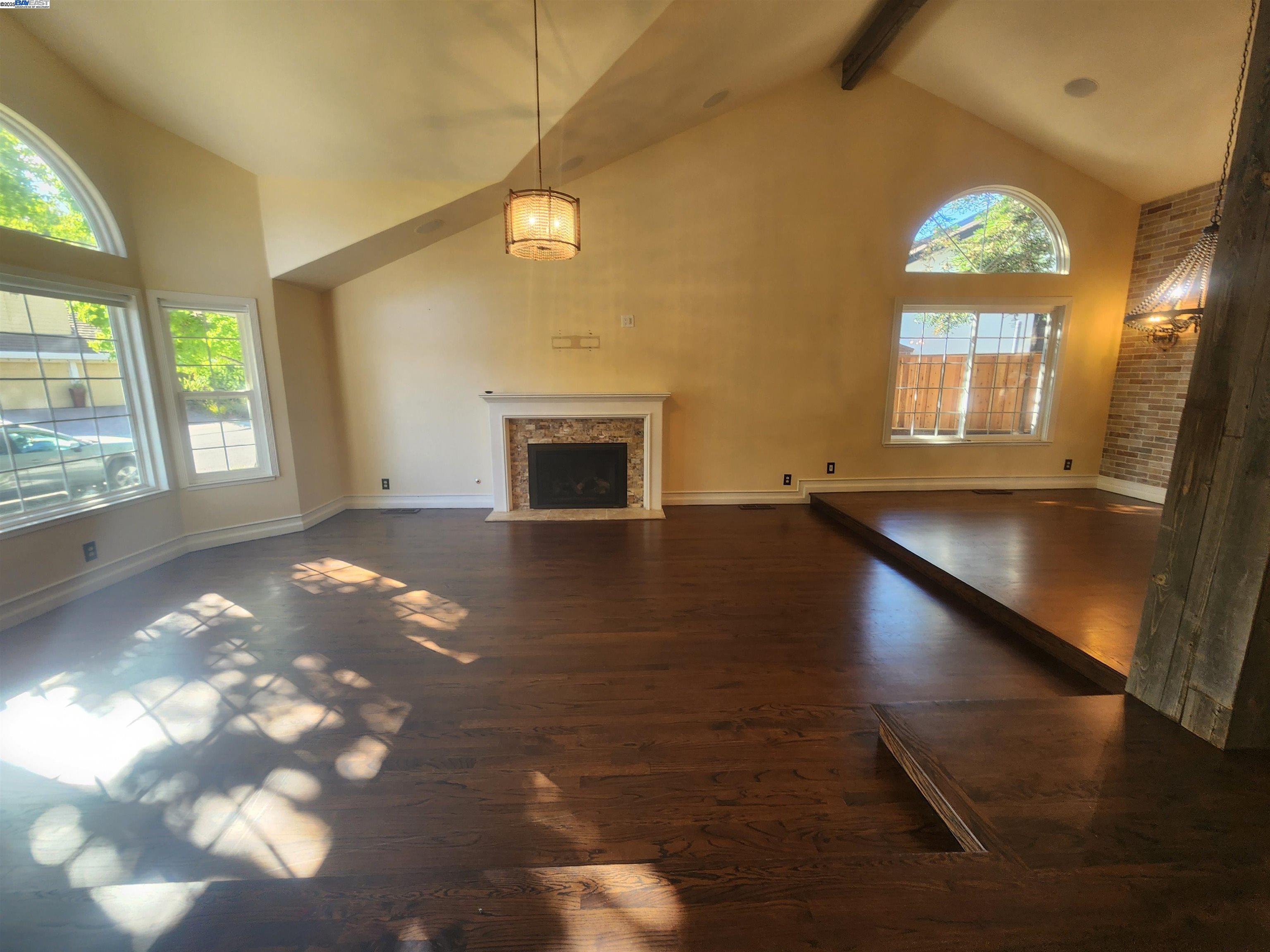 Detail Gallery Image 7 of 58 For 1127 Mataro Ct, Pleasanton,  CA 94566 - 4 Beds | 3 Baths