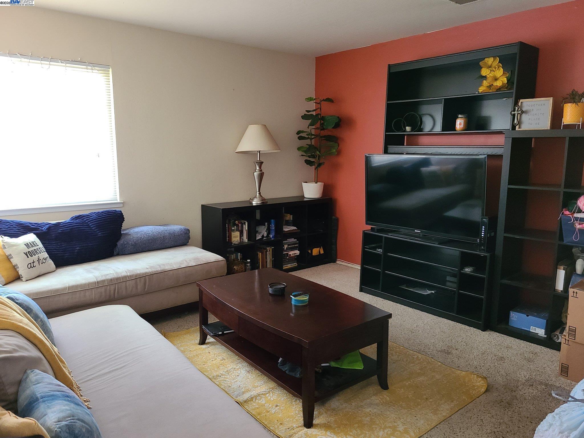 Detail Gallery Image 3 of 19 For 4126 Francisco St, Pleasanton,  CA 94566-5617 - 3 Beds | 2 Baths