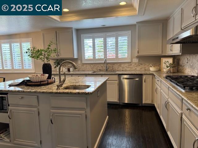 Detail Gallery Image 7 of 34 For 4368 Mansfield Drive, Danville,  CA 94506 - 4 Beds | 3 Baths