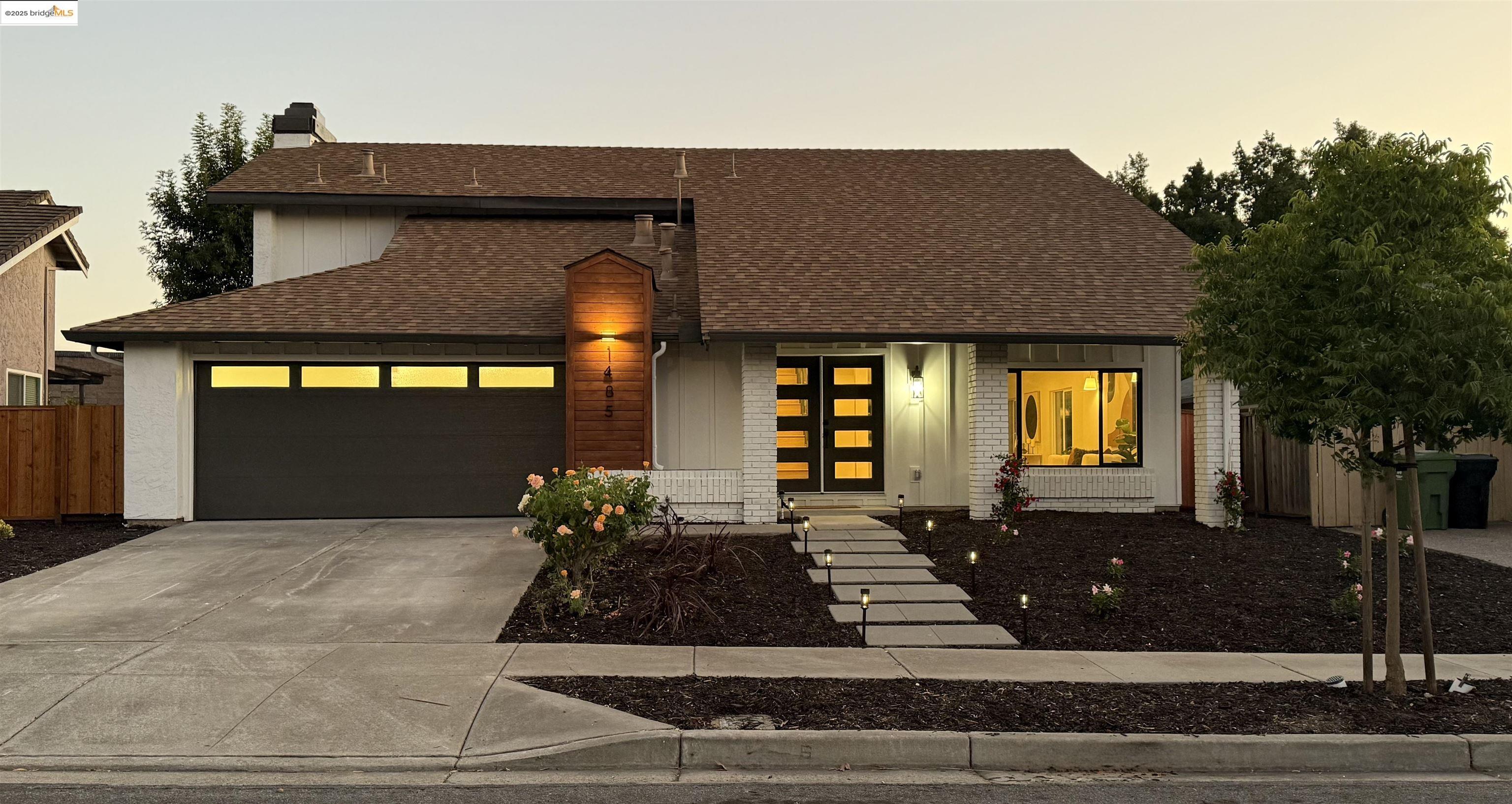 1485 Deschutes Pl