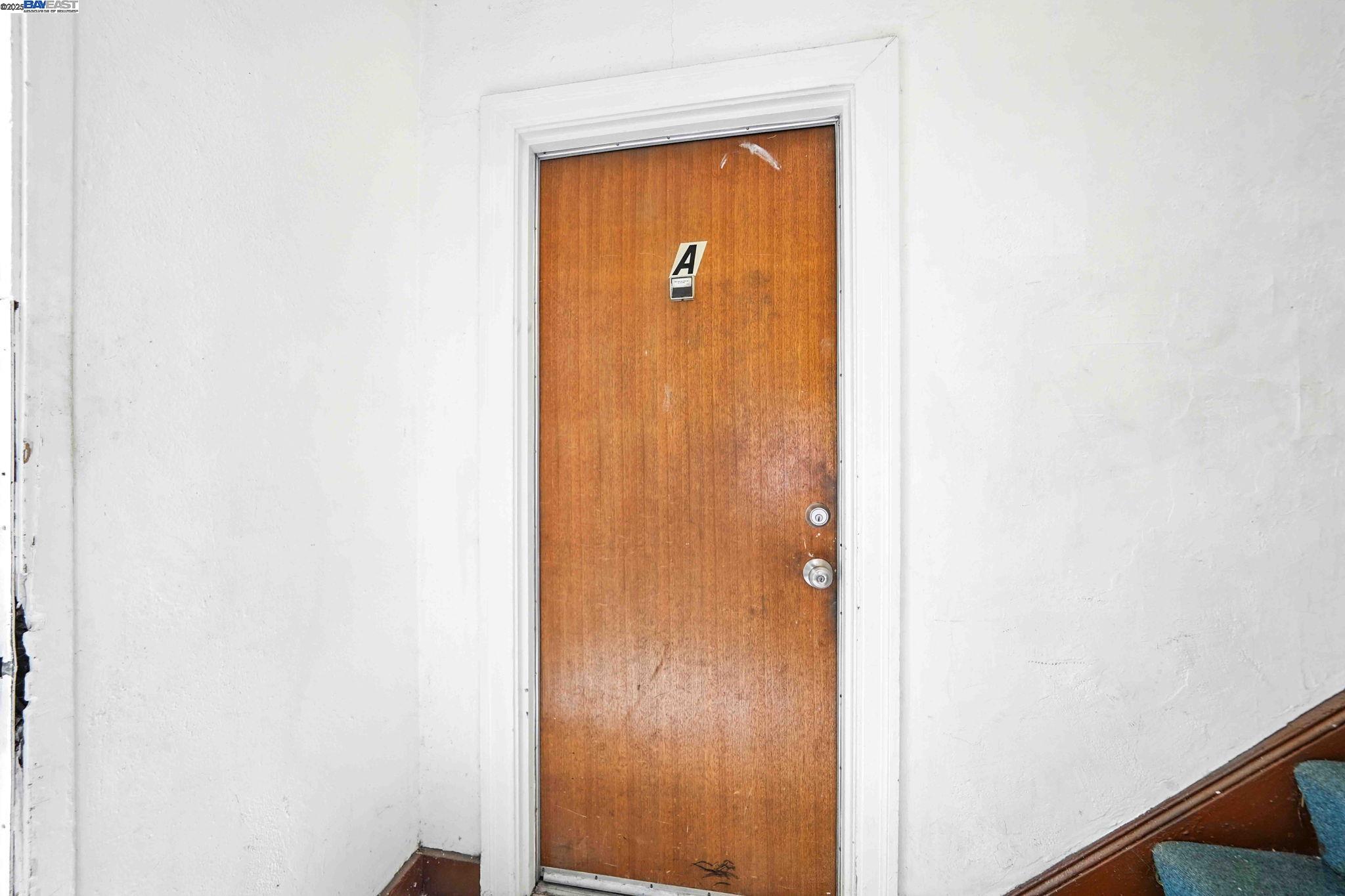 Detail Gallery Image 5 of 48 For 2238 7th, Berkeley,  CA 94710 - – Beds | – Baths