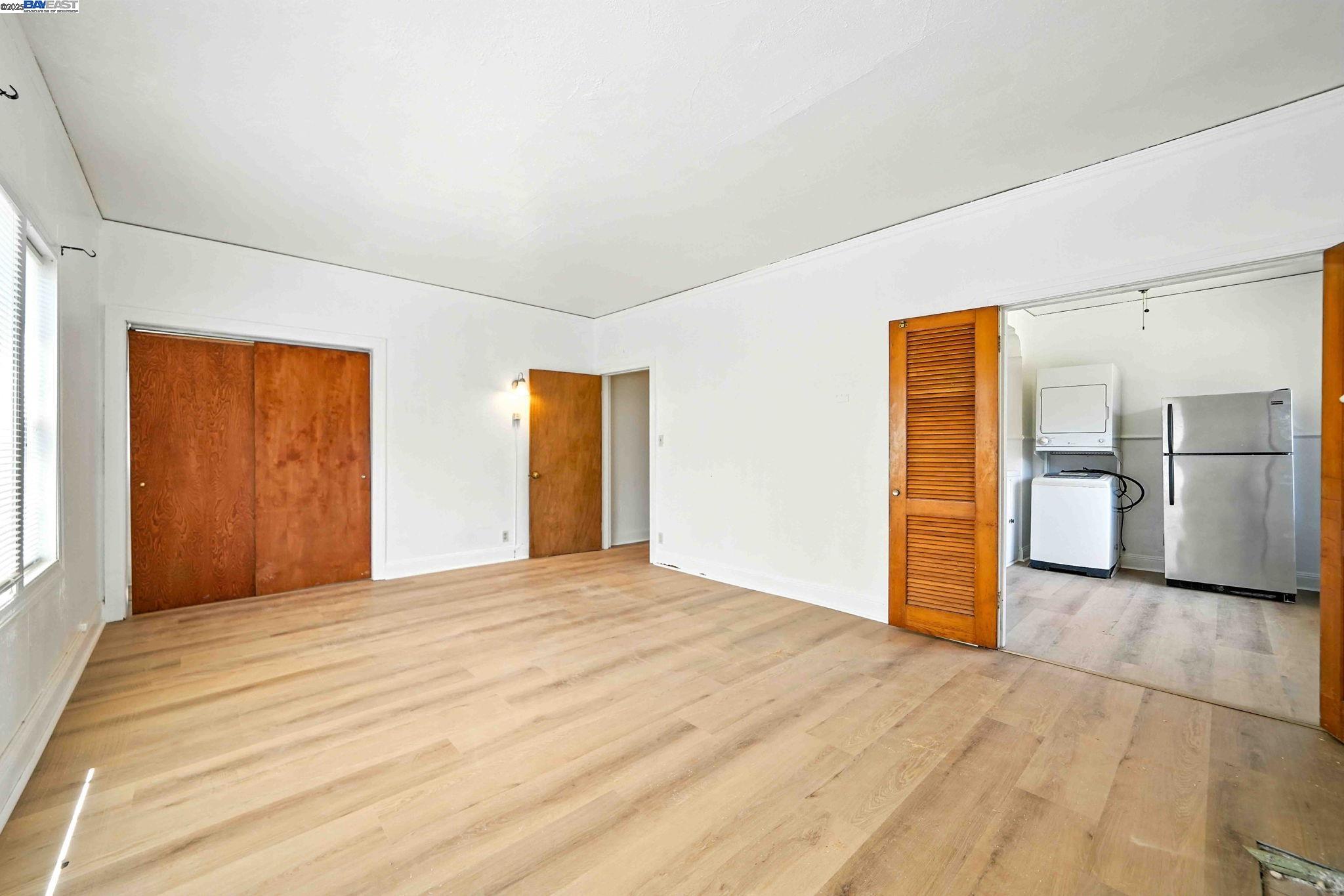 Detail Gallery Image 8 of 48 For 2238 7th, Berkeley,  CA 94710 - – Beds | – Baths