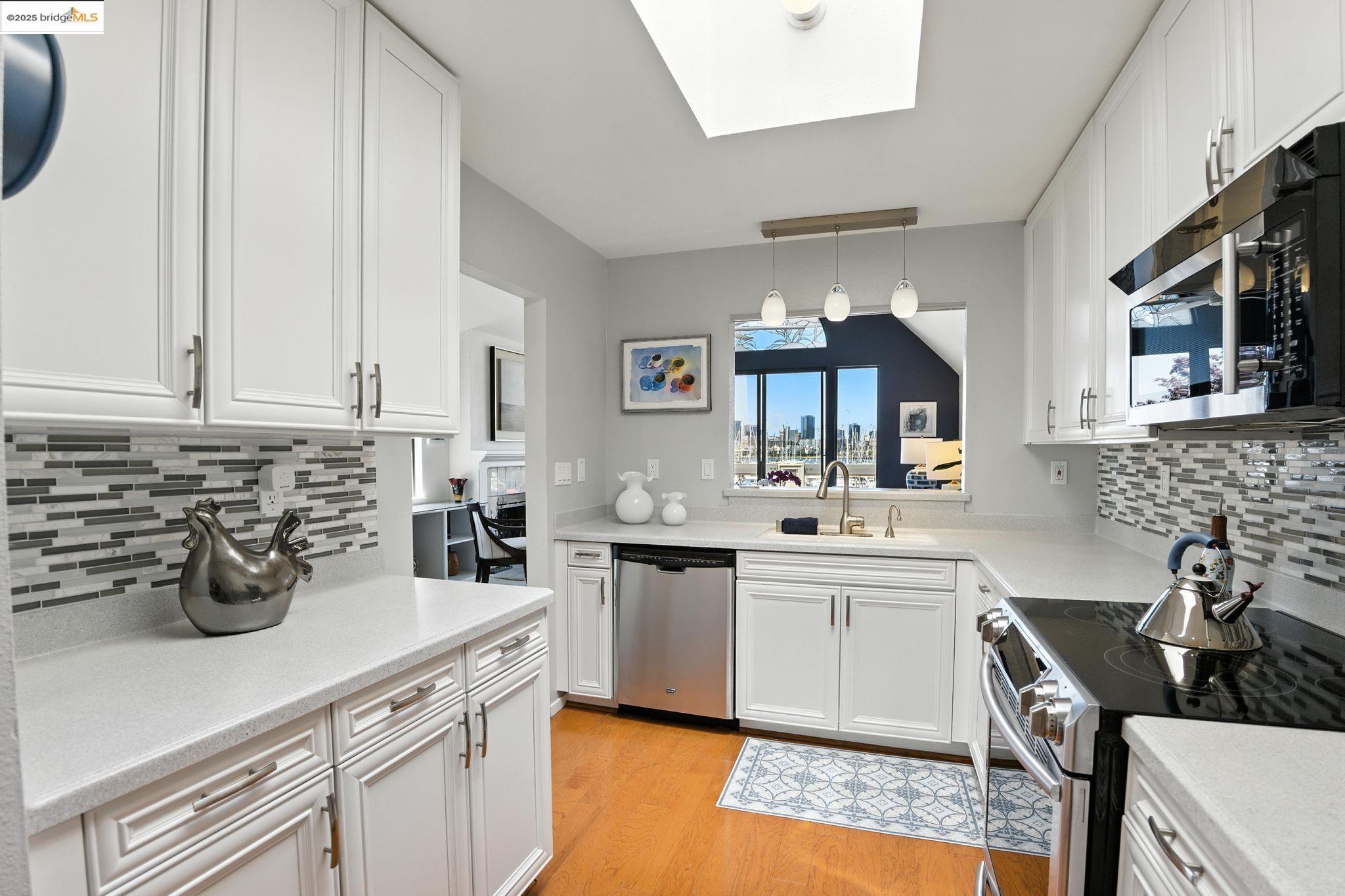 Photo #7: 41105789 Listing: Photo #7