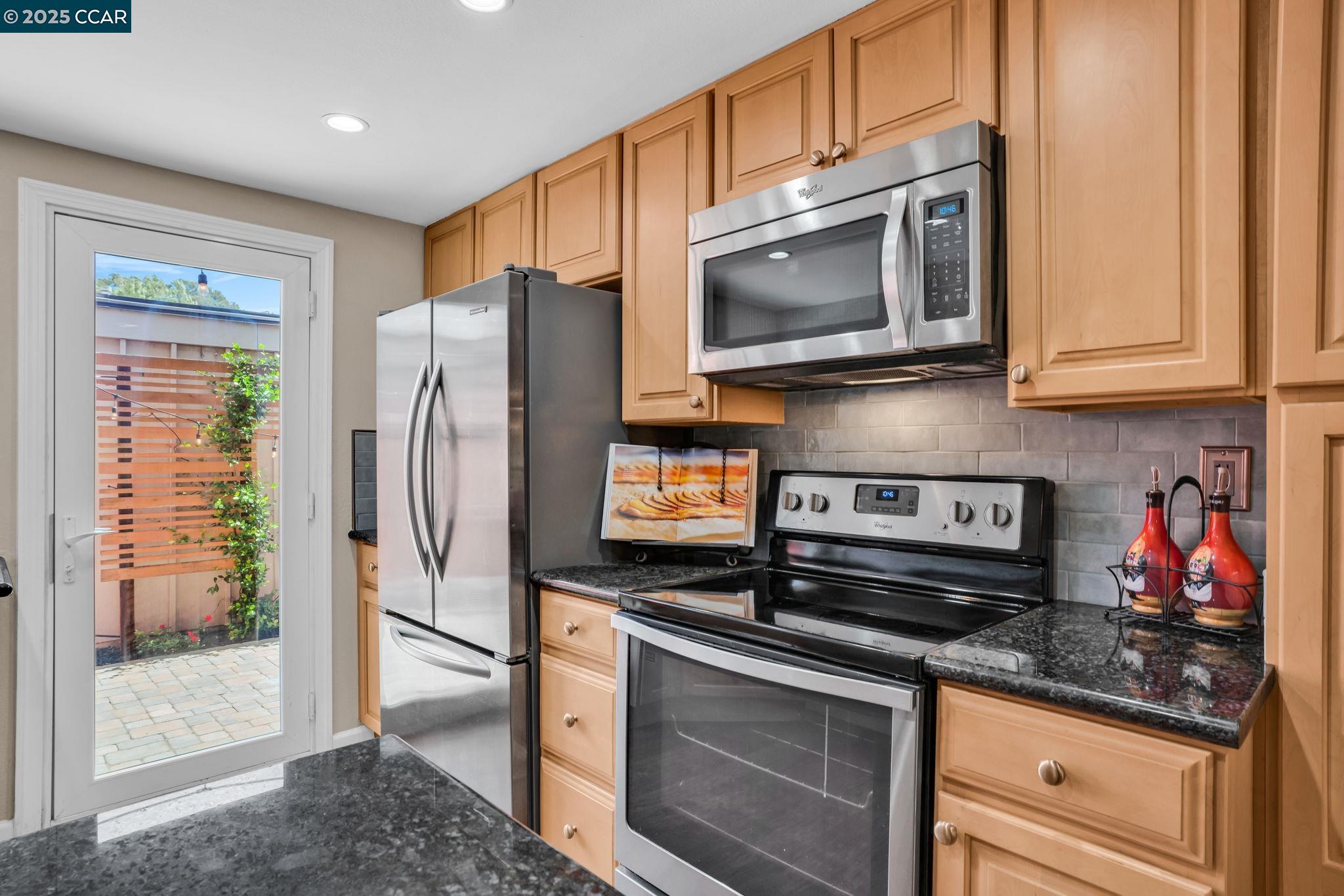 Detail Gallery Image 20 of 57 For 1430 Tampico Pl, Walnut Creek,  CA 94598 - 3 Beds | 3 Baths