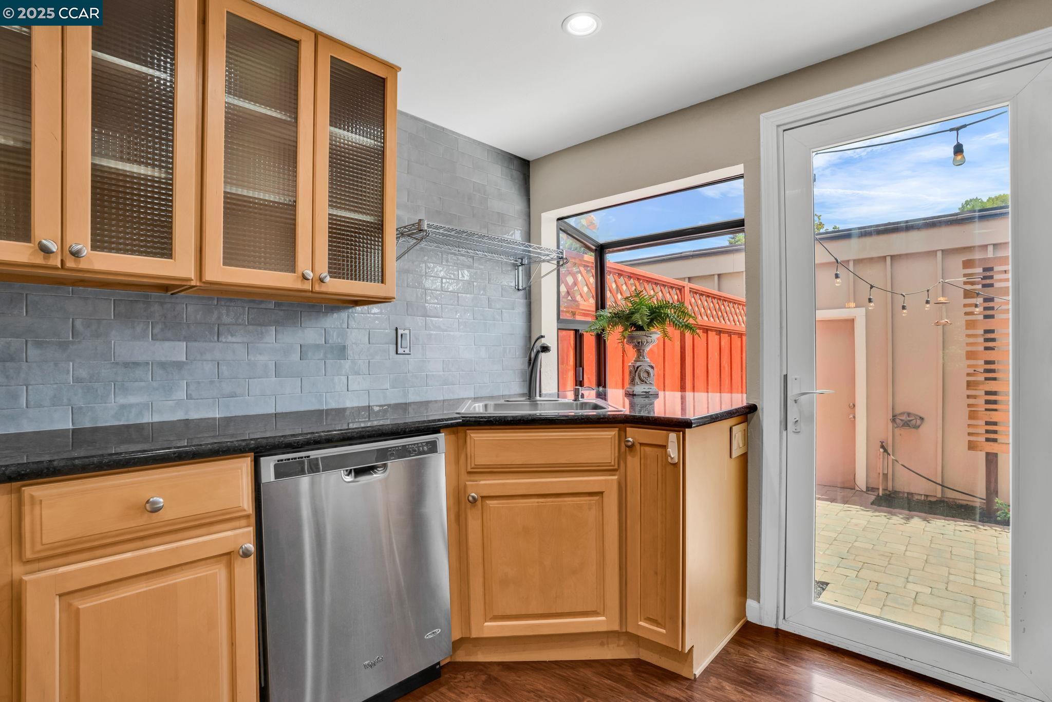 Detail Gallery Image 21 of 57 For 1430 Tampico Pl, Walnut Creek,  CA 94598 - 3 Beds | 3 Baths