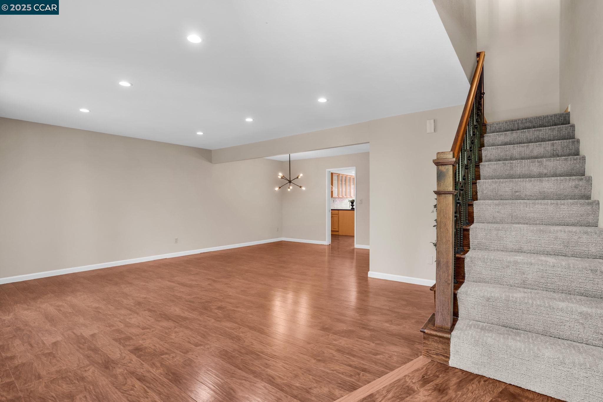 Photo #6: 41105795 Listing 