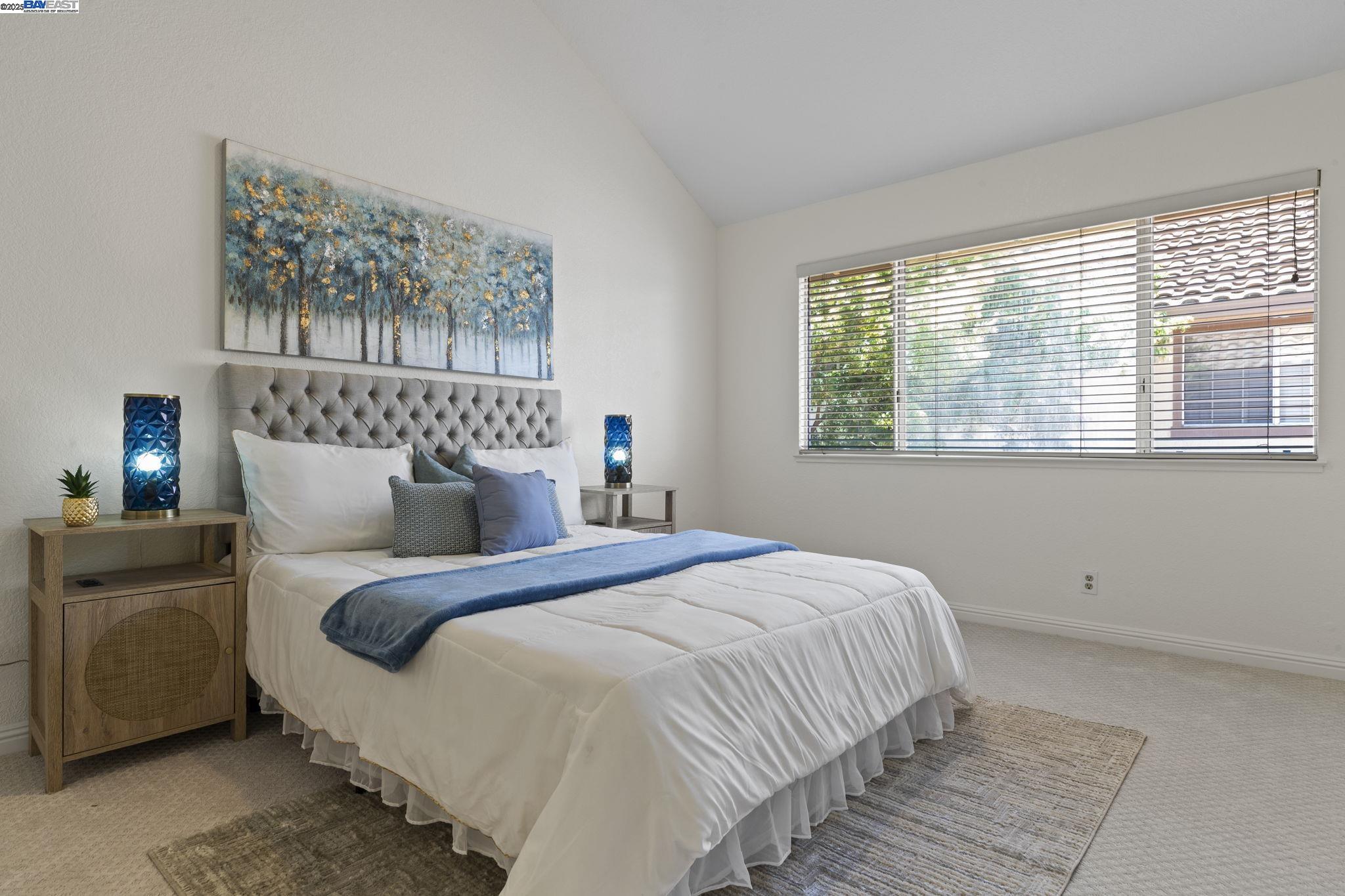 Detail Gallery Image 13 of 39 For 1585 Poppybank Ct, Pleasanton,  CA 94566 - 4 Beds | 2/1 Baths