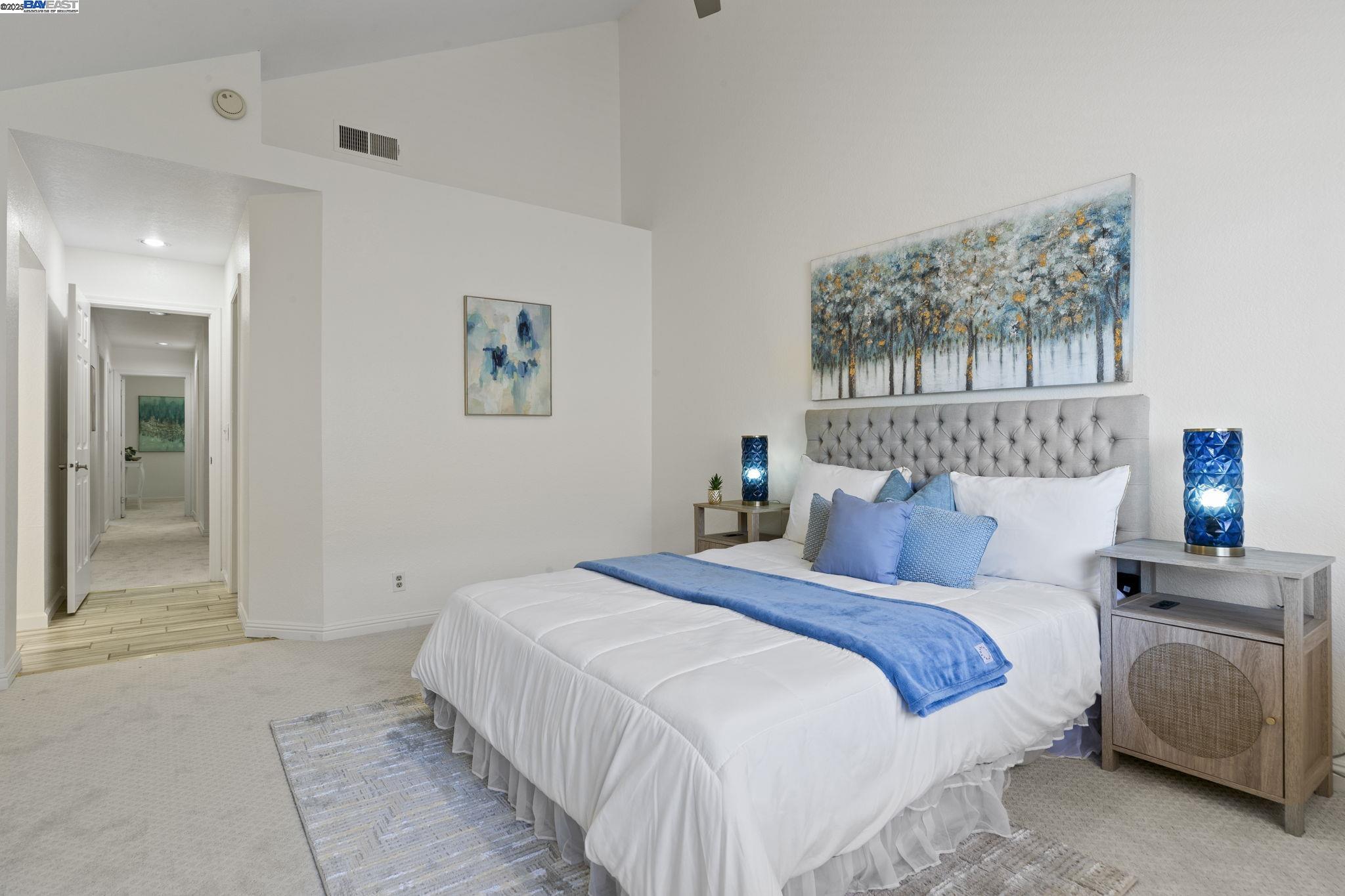 Detail Gallery Image 14 of 39 For 1585 Poppybank Ct, Pleasanton,  CA 94566 - 4 Beds | 2/1 Baths