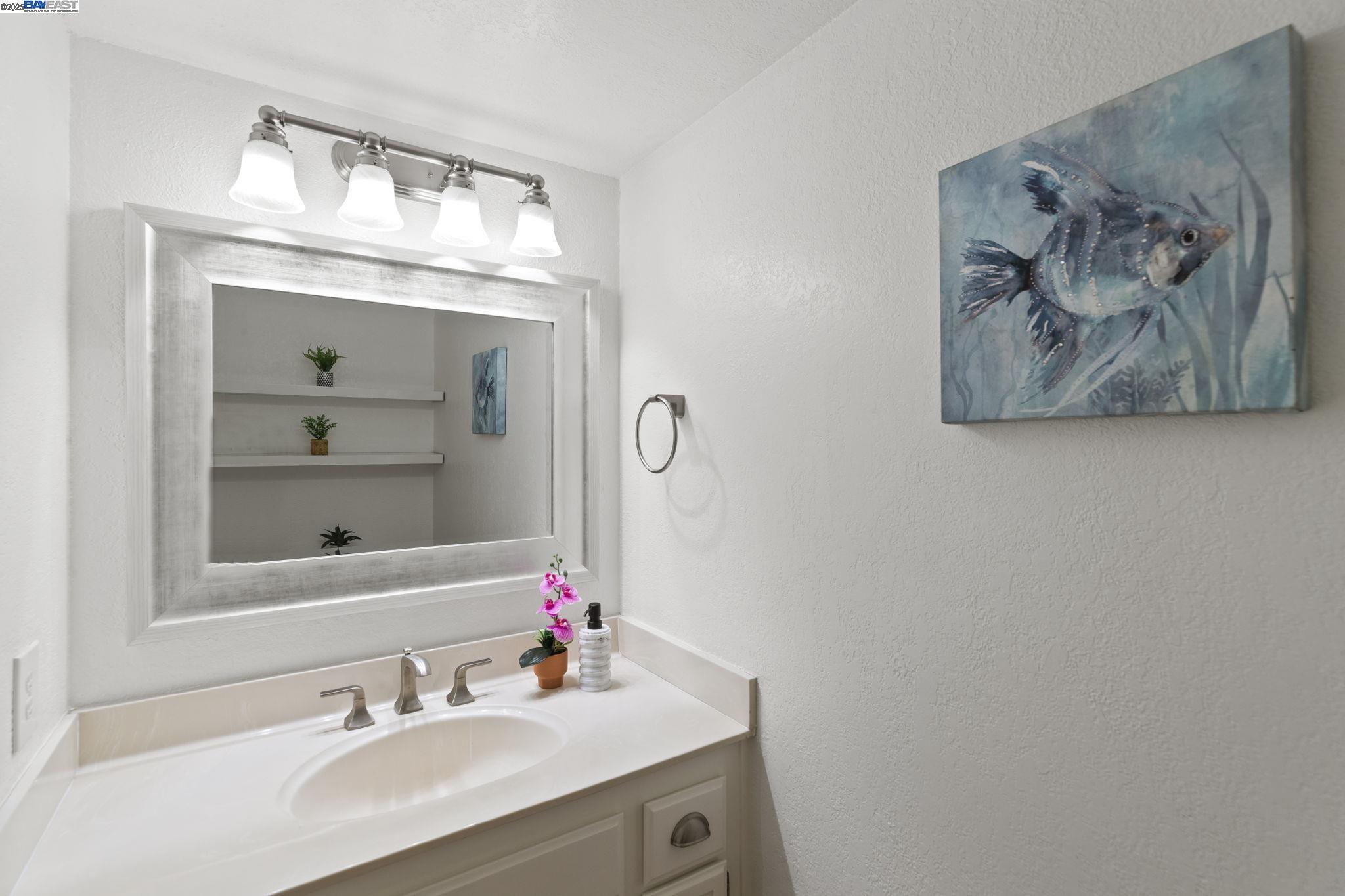 Detail Gallery Image 26 of 39 For 1585 Poppybank Ct, Pleasanton,  CA 94566 - 4 Beds | 2/1 Baths