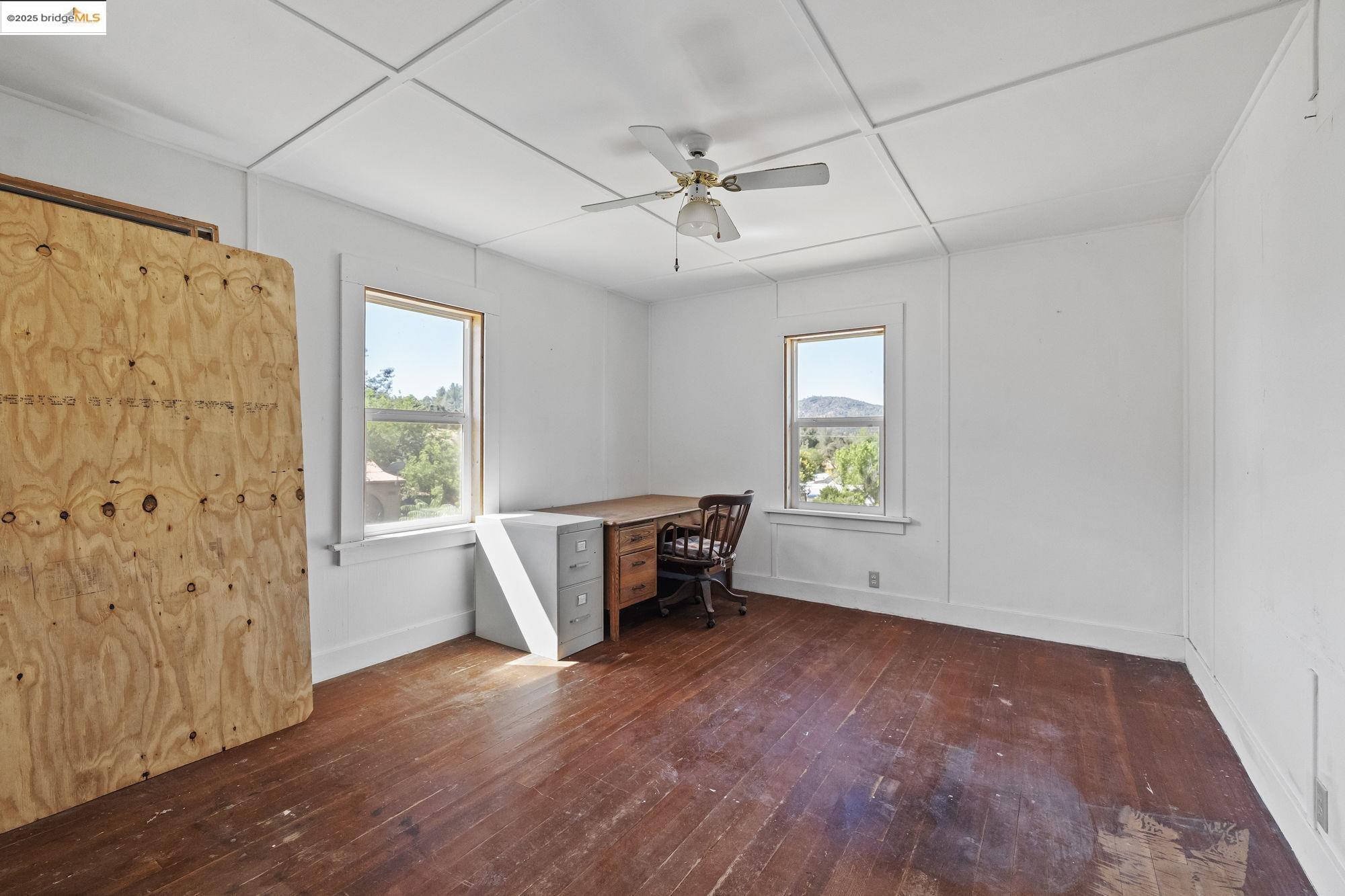 Detail Gallery Image 14 of 28 For 10297 Pine St, Coulterville,  CA 95311 - 2 Beds | 1 Baths