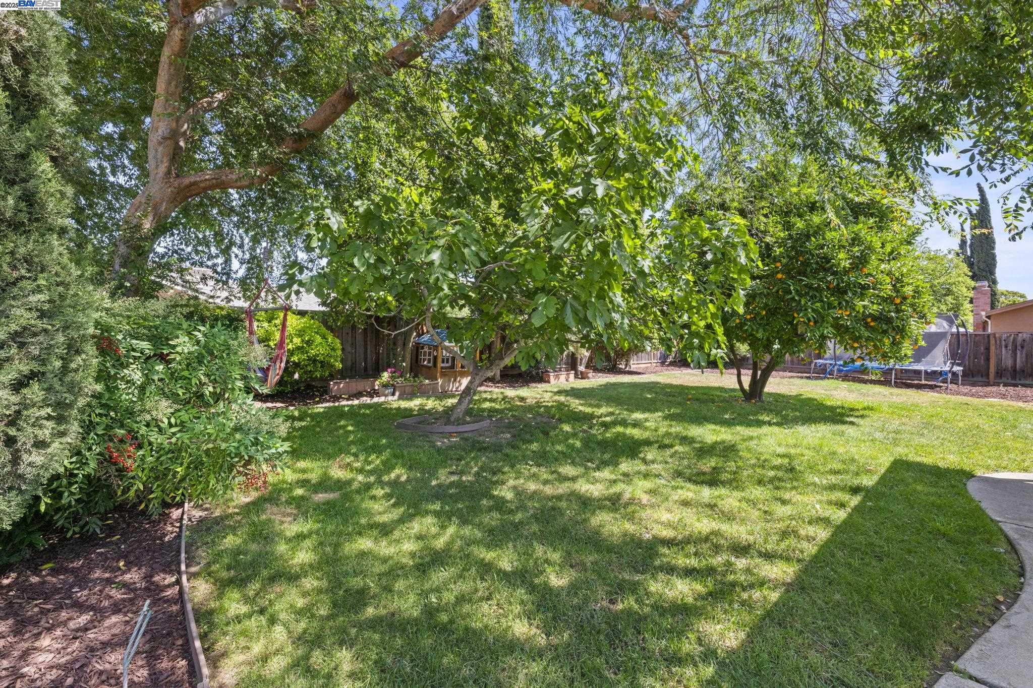 Detail Gallery Image 28 of 36 For 771 Hagemann Dr, Livermore,  CA 94551 - 4 Beds | 2 Baths