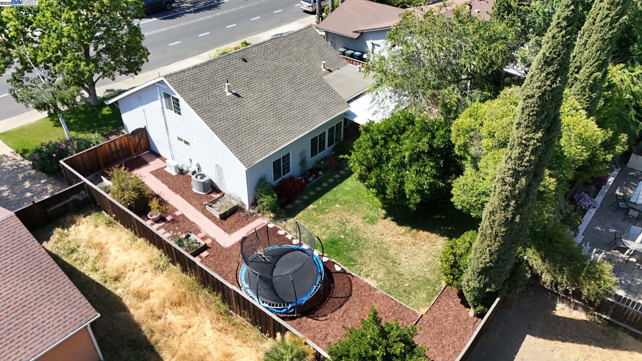 Detail Gallery Image 33 of 36 For 771 Hagemann Dr, Livermore,  CA 94551 - 4 Beds | 2 Baths