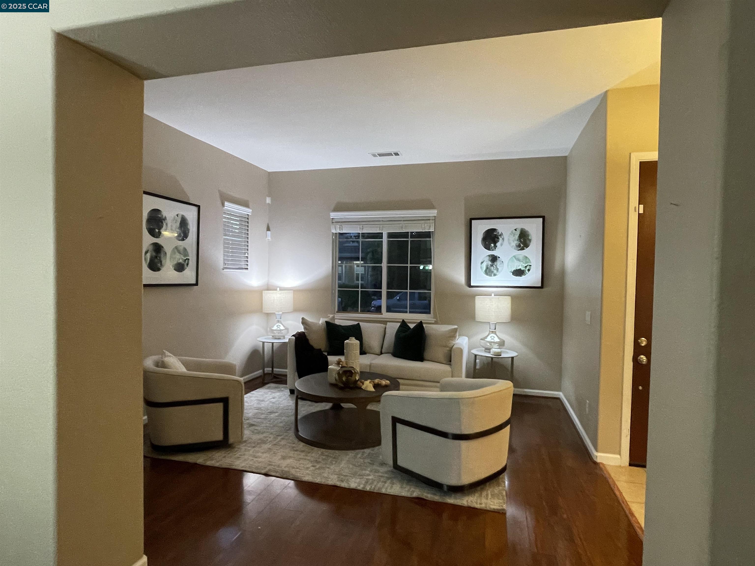 Detail Gallery Image 3 of 21 For 4150 Cherry Blossom Ln, Tracy,  CA 95377 - 5 Beds | 3/1 Baths