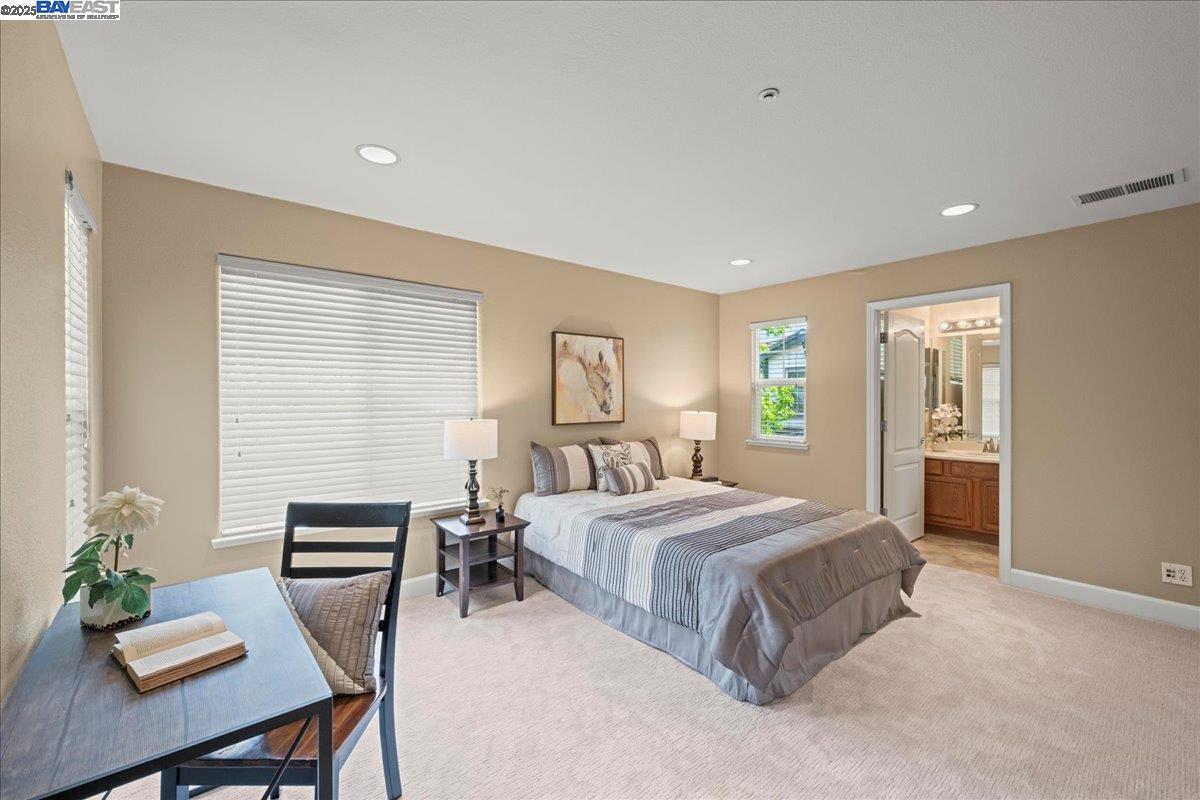 Detail Gallery Image 28 of 38 For 107 Limestone Cmn, Livermore,  CA 94550 - 3 Beds | 3 Baths
