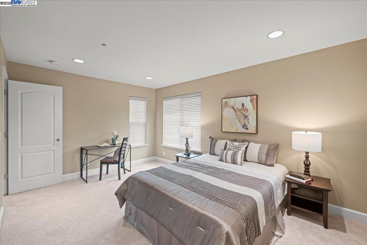 Detail Gallery Image 30 of 38 For 107 Limestone Cmn, Livermore,  CA 94550 - 3 Beds | 3 Baths