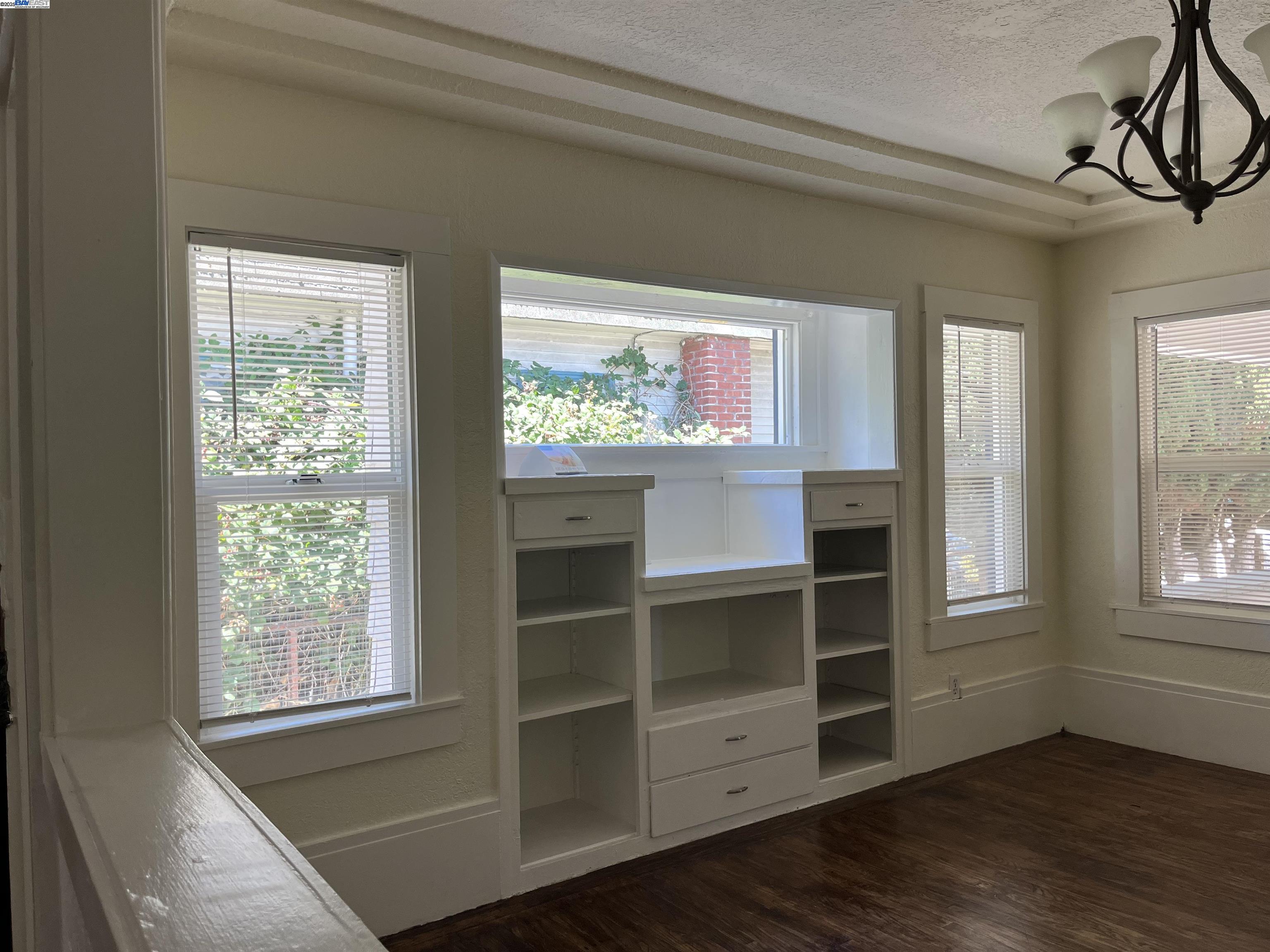 Detail Gallery Image 24 of 32 For 1638 84th Ave, Oakland,  CA 94621 - 2 Beds | 1 Baths