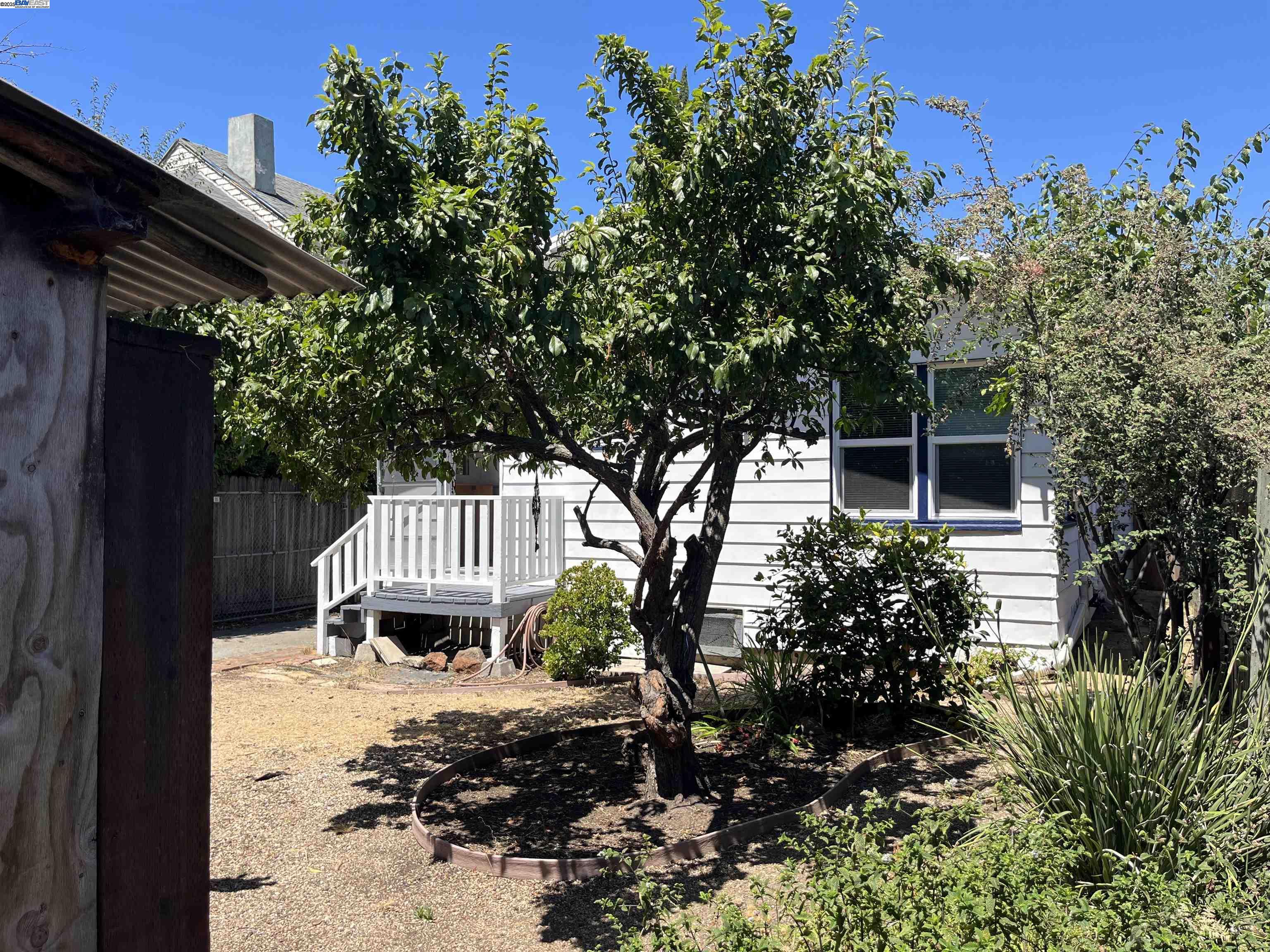Detail Gallery Image 28 of 32 For 1638 84th Ave, Oakland,  CA 94621 - 2 Beds | 1 Baths