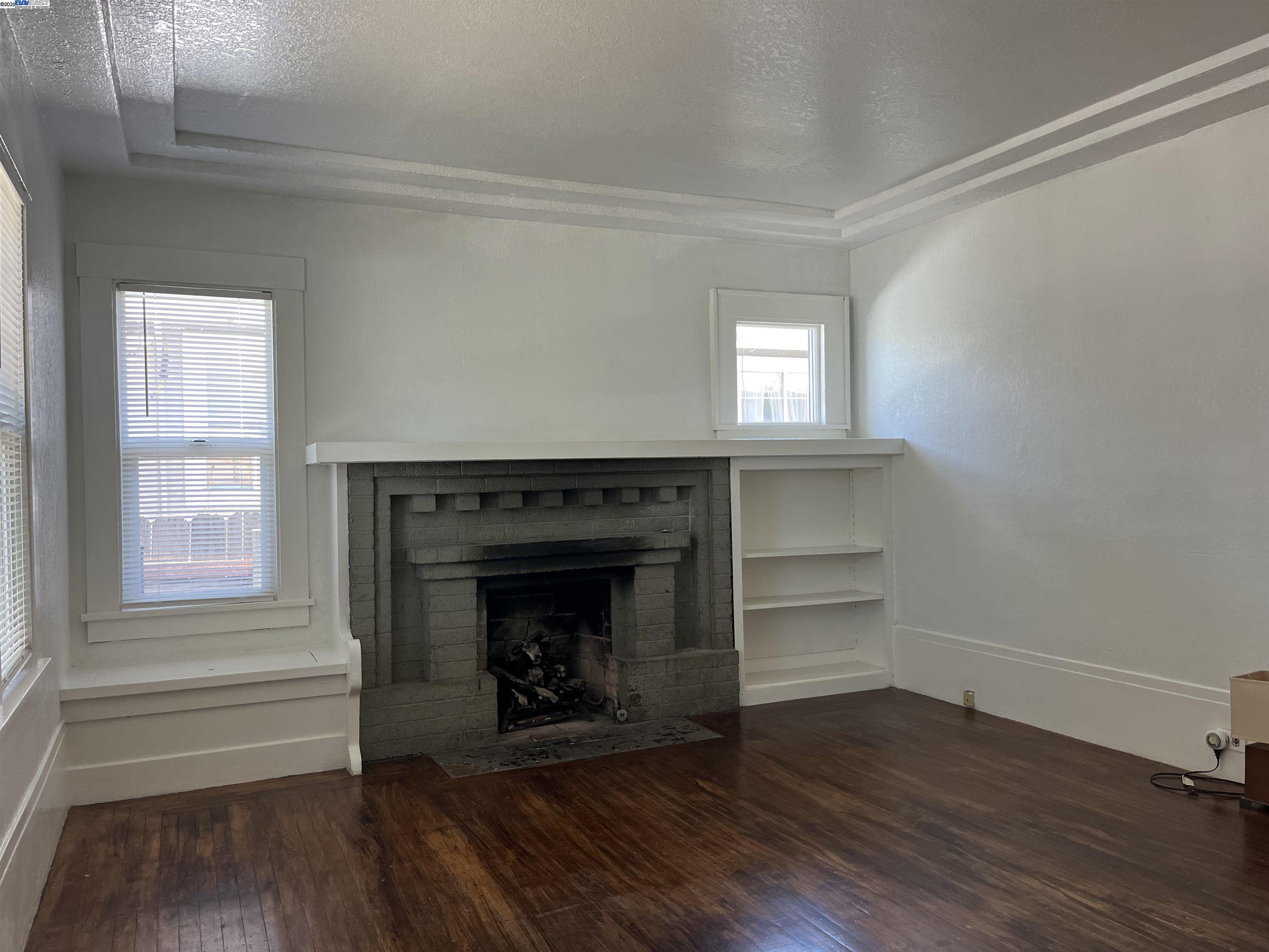 Detail Gallery Image 8 of 32 For 1638 84th Ave, Oakland,  CA 94621 - 2 Beds | 1 Baths