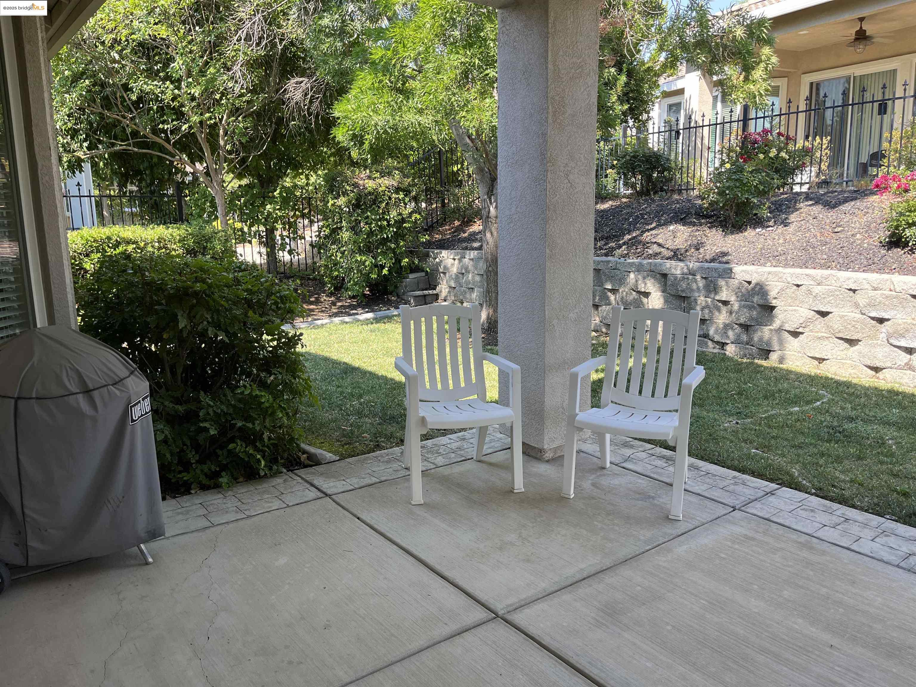 Detail Gallery Image 14 of 17 For 1381 Bonum Way, Brentwood,  CA 94513 - 2 Beds | 2 Baths