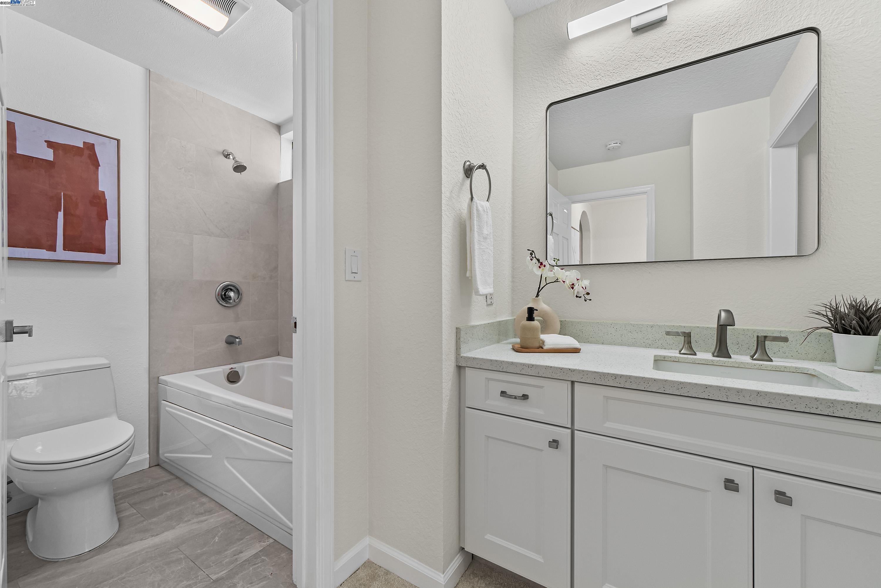 Detail Gallery Image 19 of 39 For 163 Gladys Ave, Mountain View,  CA 94043 - 2 Beds | 2/1 Baths