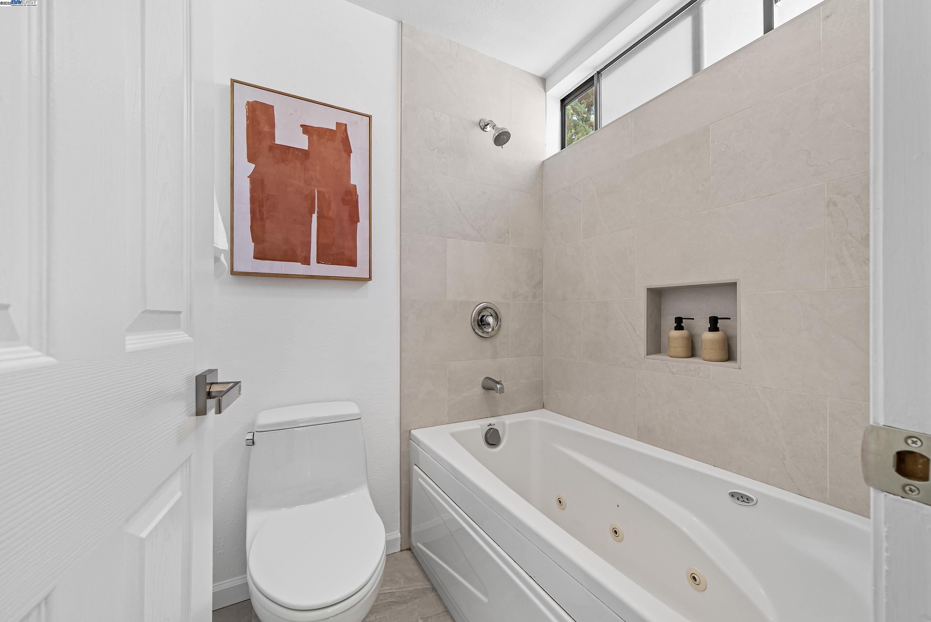 Detail Gallery Image 20 of 39 For 163 Gladys Ave, Mountain View,  CA 94043 - 2 Beds | 2/1 Baths