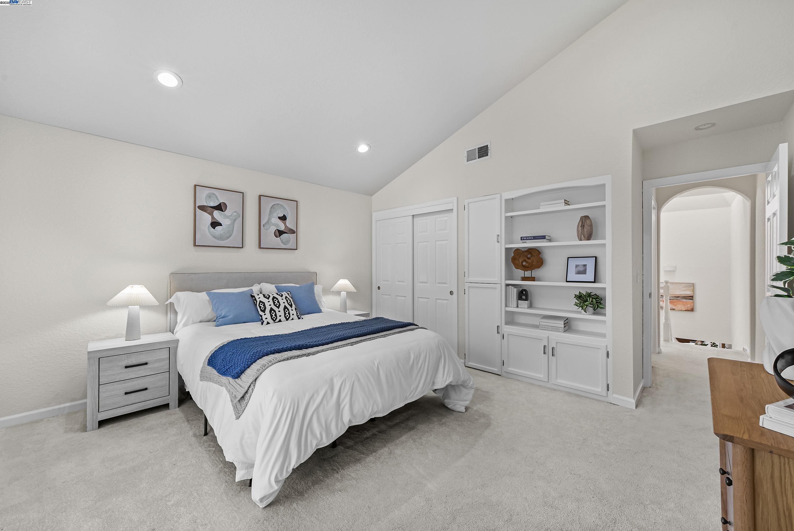 Detail Gallery Image 22 of 39 For 163 Gladys Ave, Mountain View,  CA 94043 - 2 Beds | 2/1 Baths