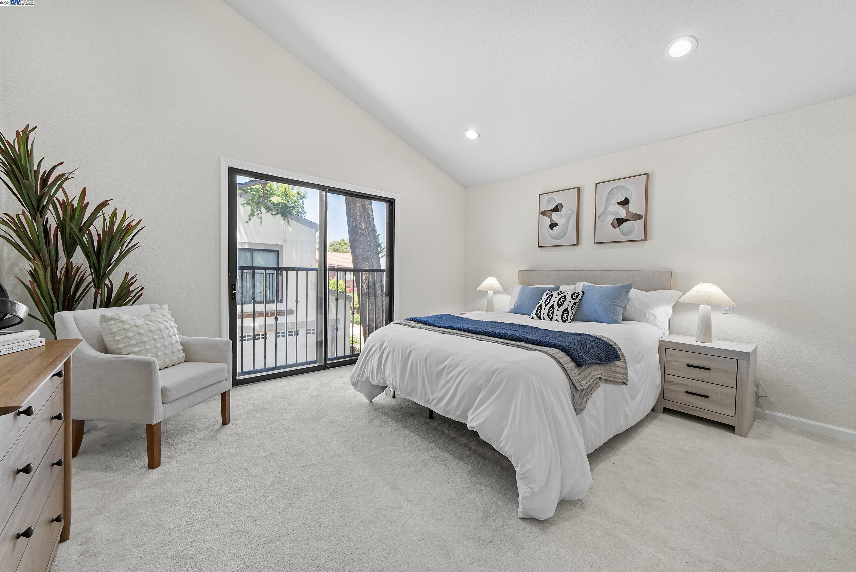Detail Gallery Image 23 of 39 For 163 Gladys Ave, Mountain View,  CA 94043 - 2 Beds | 2/1 Baths