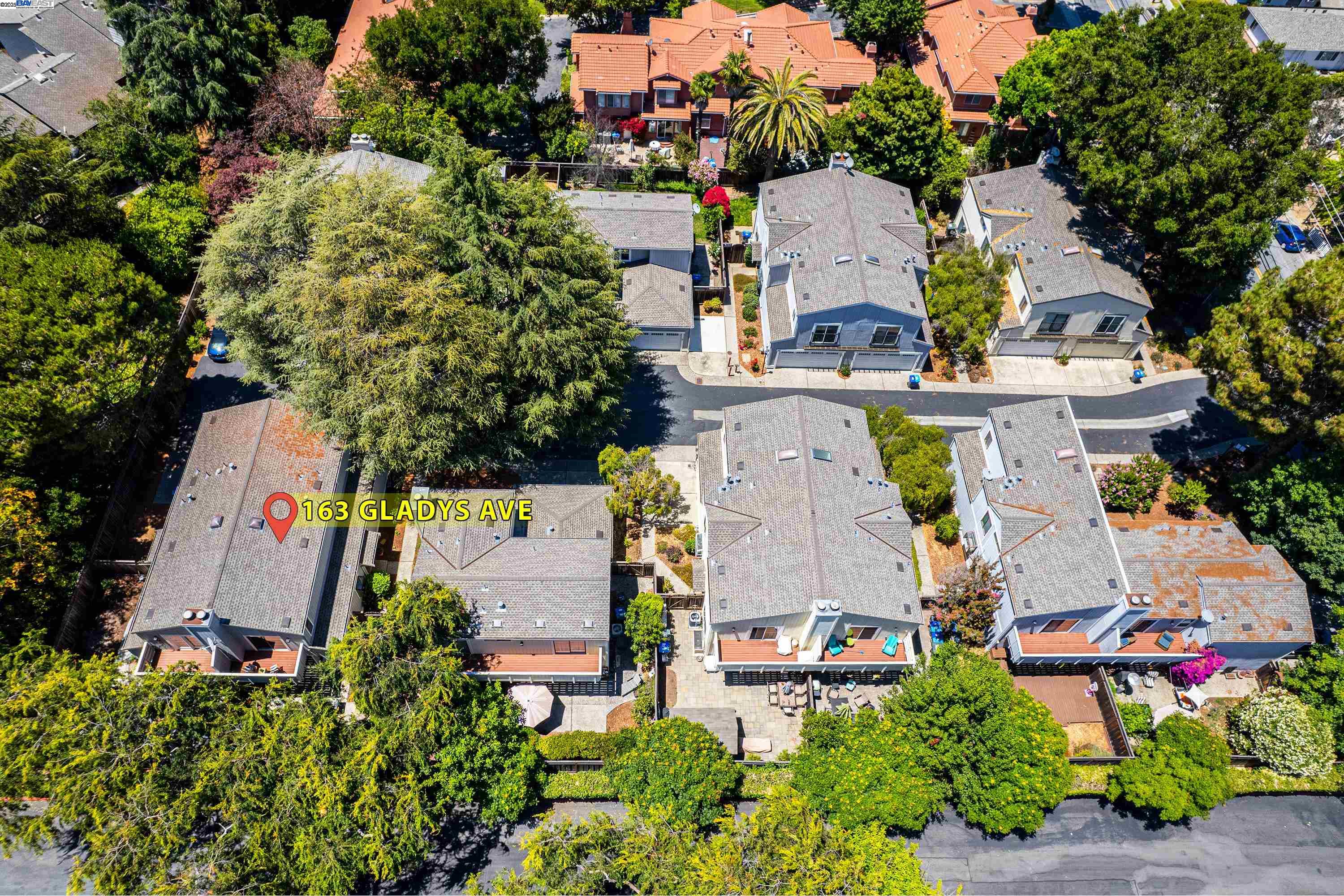Detail Gallery Image 39 of 39 For 163 Gladys Ave, Mountain View,  CA 94043 - 2 Beds | 2/1 Baths