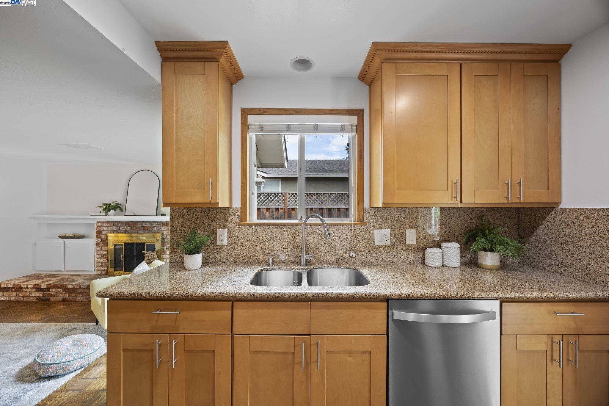 42037 Via San Gabriel, Fremont, California 94539, 3 Bedrooms Bedrooms, 7 Rooms Rooms,2 BathroomsBathrooms,Residential,For Sale,42037 Via San Gabriel,41105829