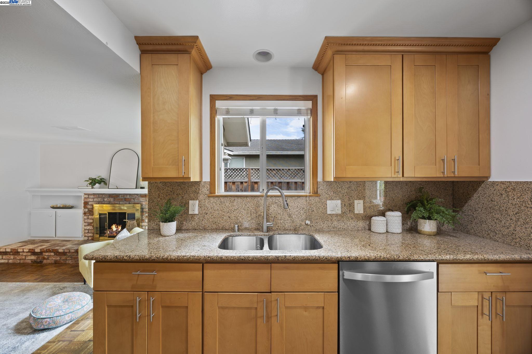 42037 Via San Gabriel, Fremont, California 94539, 3 Bedrooms Bedrooms, 7 Rooms Rooms,2 BathroomsBathrooms,Residential,For Sale,42037 Via San Gabriel,41105829