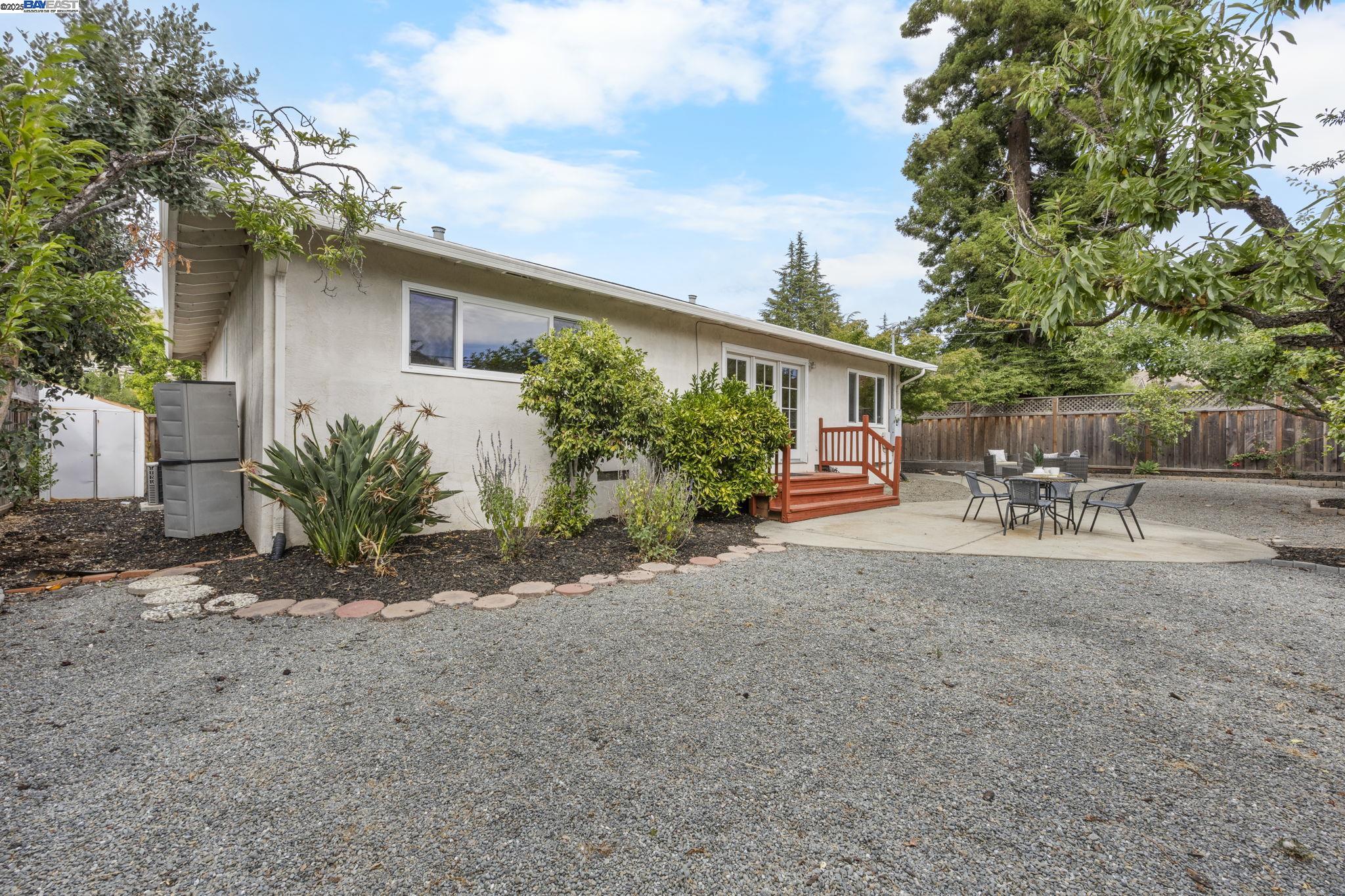 42037 Via San Gabriel, Fremont, California 94539, 3 Bedrooms Bedrooms, 7 Rooms Rooms,2 BathroomsBathrooms,Residential,For Sale,42037 Via San Gabriel,41105829