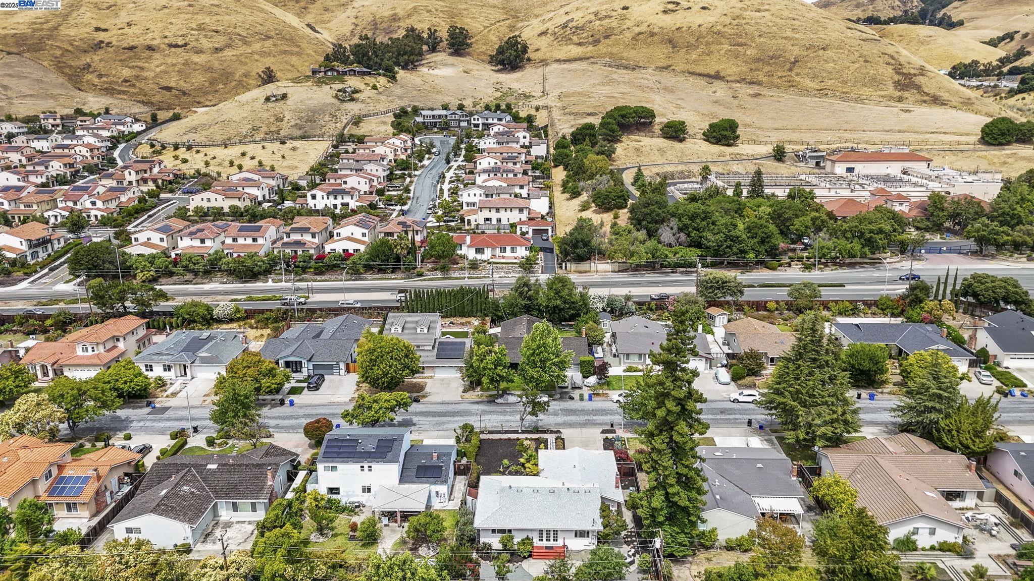 42037 Via San Gabriel, Fremont, California 94539, 3 Bedrooms Bedrooms, 7 Rooms Rooms,2 BathroomsBathrooms,Residential,For Sale,42037 Via San Gabriel,41105829