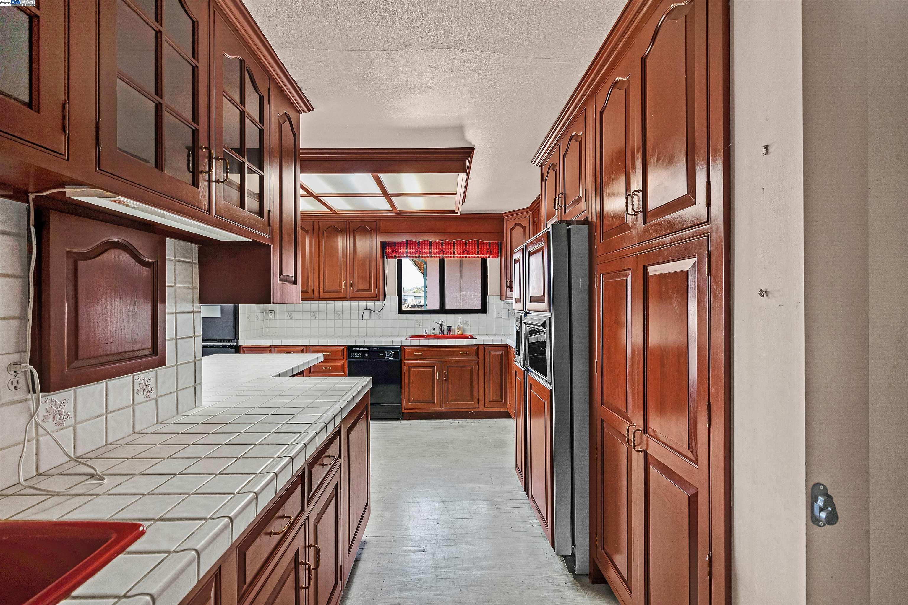 16504 Page St, San Leandro, California 94578, 3 Bedrooms Bedrooms, 7 Rooms Rooms,2 BathroomsBathrooms,Residential,For Sale,16504 Page St,41105830