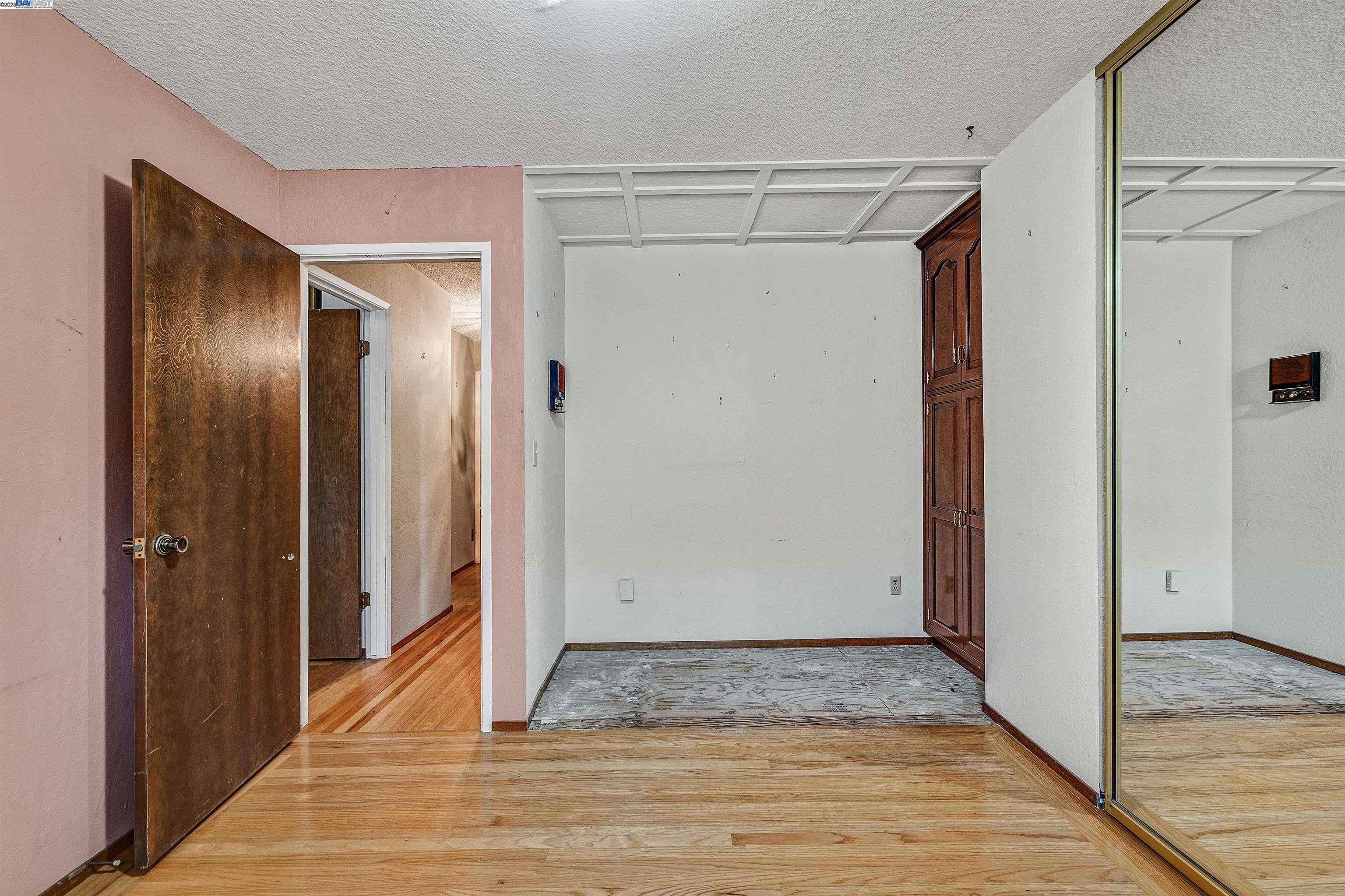 16504 Page St, San Leandro, California 94578, 3 Bedrooms Bedrooms, 7 Rooms Rooms,2 BathroomsBathrooms,Residential,For Sale,16504 Page St,41105830