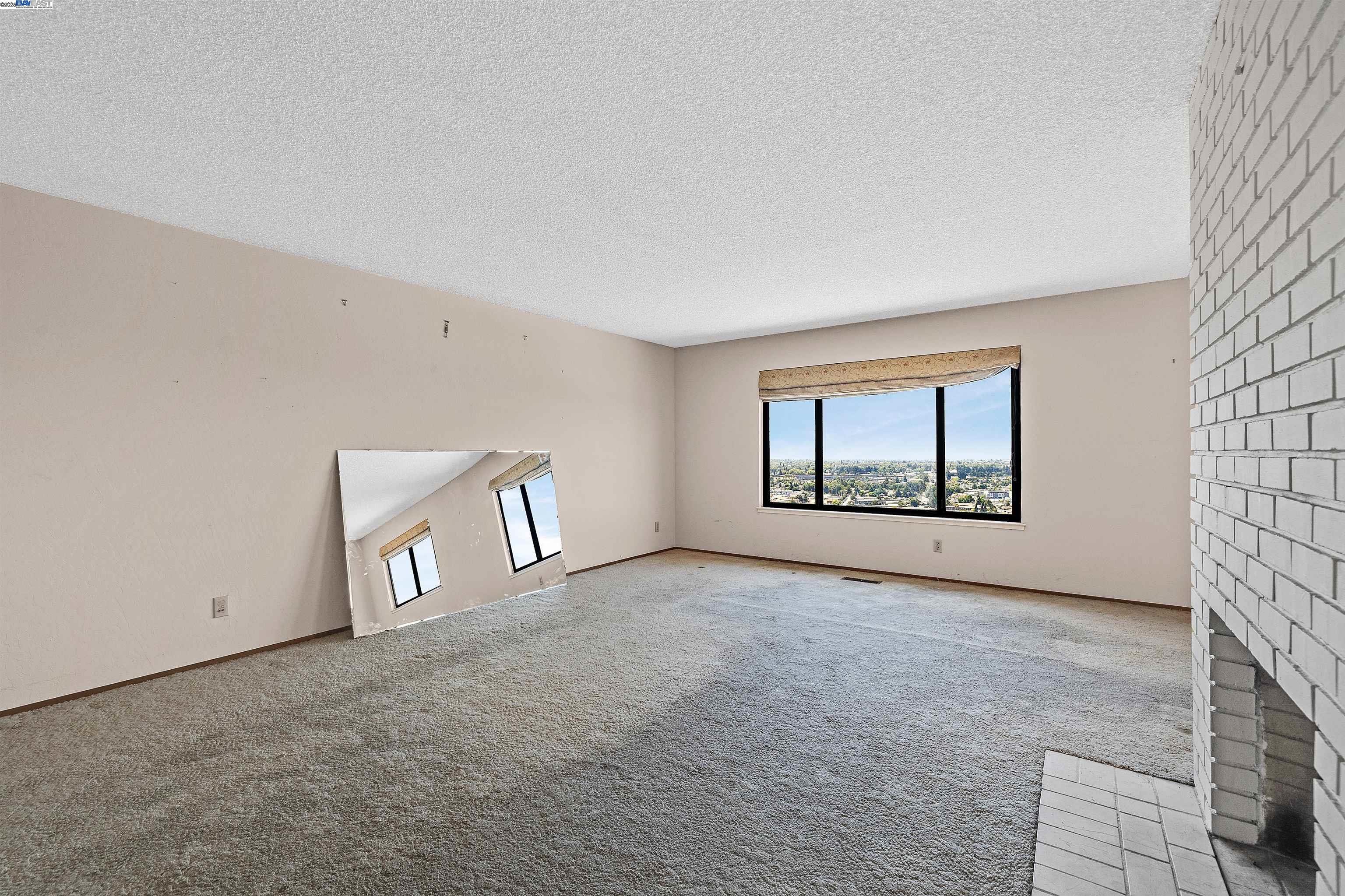 16504 Page St, San Leandro, California 94578, 3 Bedrooms Bedrooms, 7 Rooms Rooms,2 BathroomsBathrooms,Residential,For Sale,16504 Page St,41105830