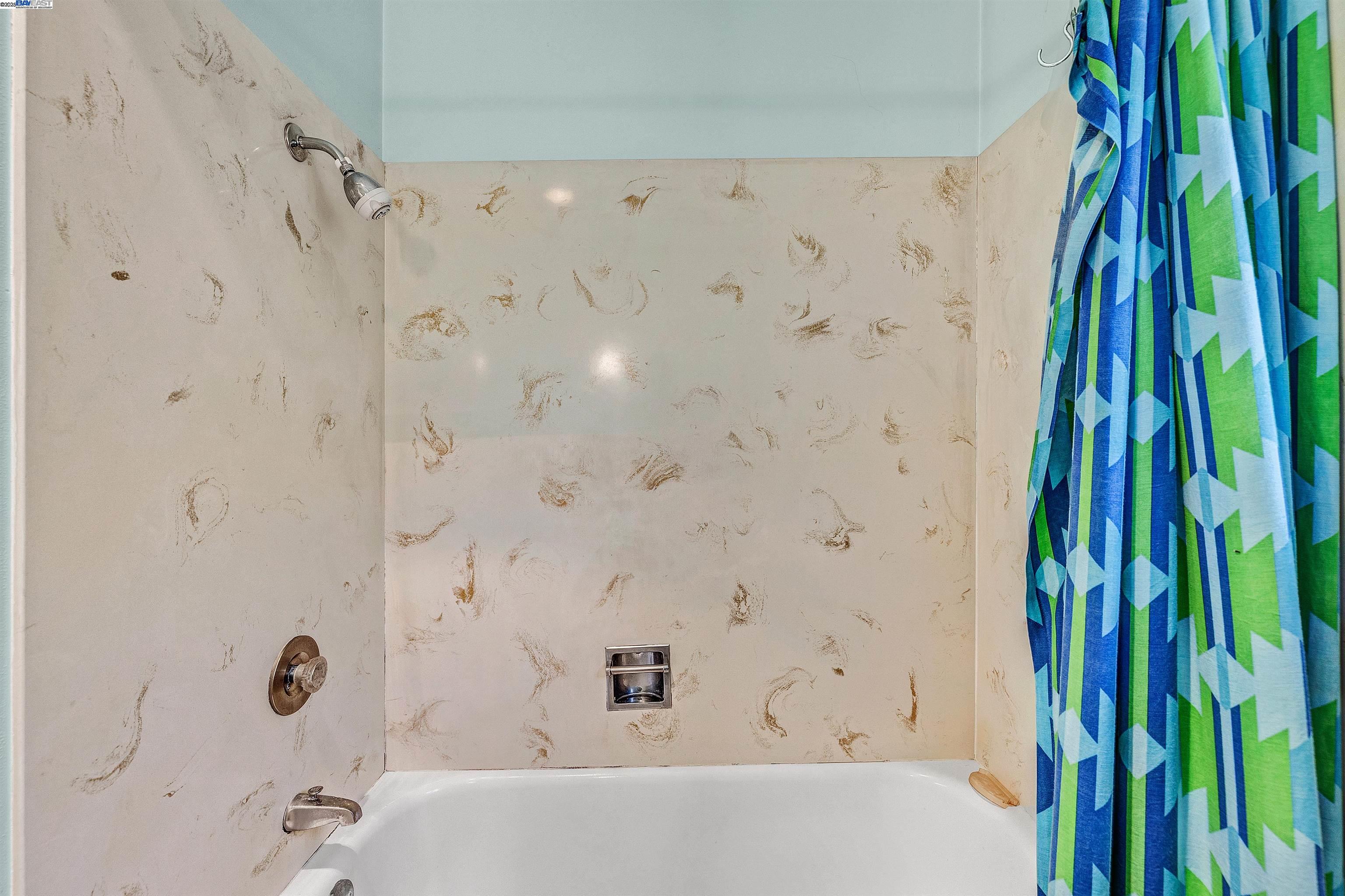 Detail Gallery Image 42 of 58 For 16504 Page St, San Leandro,  CA 94578 - 3 Beds | 2 Baths