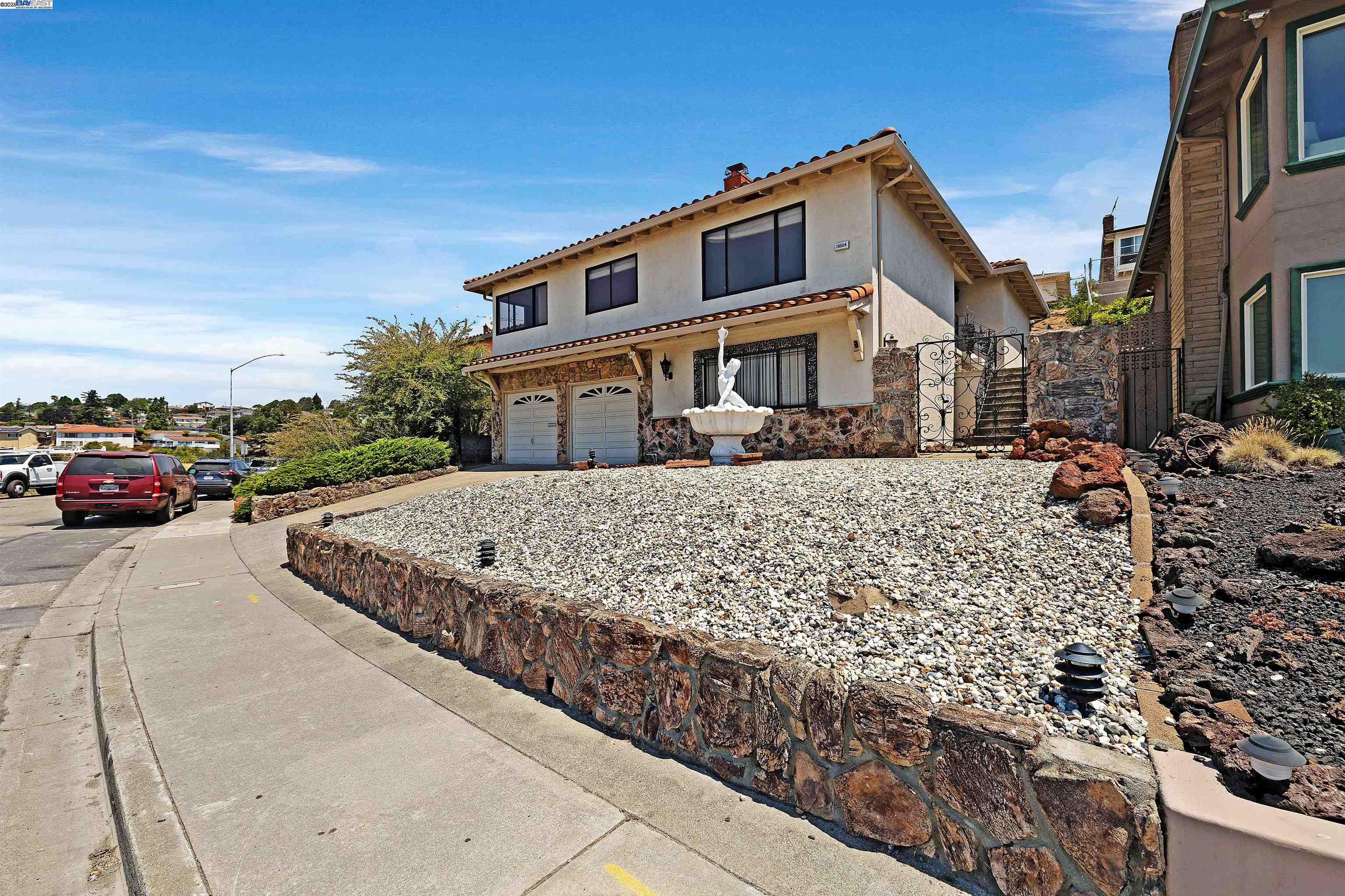 16504 Page St, San Leandro, California 94578, 3 Bedrooms Bedrooms, 7 Rooms Rooms,2 BathroomsBathrooms,Residential,For Sale,16504 Page St,41105830