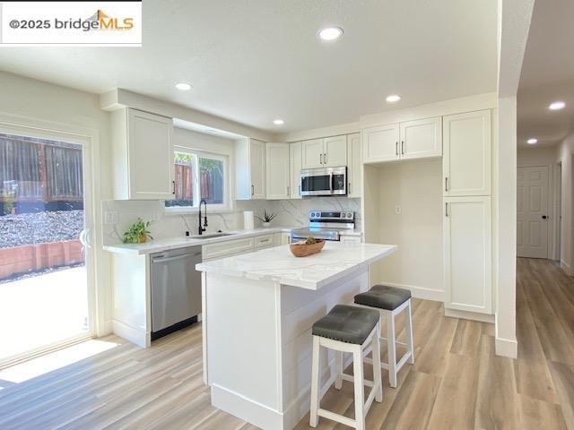 5 Dolphin Dr, Pittsburg, California 94565, 3 Bedrooms Bedrooms, 6 Rooms Rooms,2 BathroomsBathrooms,Residential,For Sale,5 Dolphin Dr,41105831