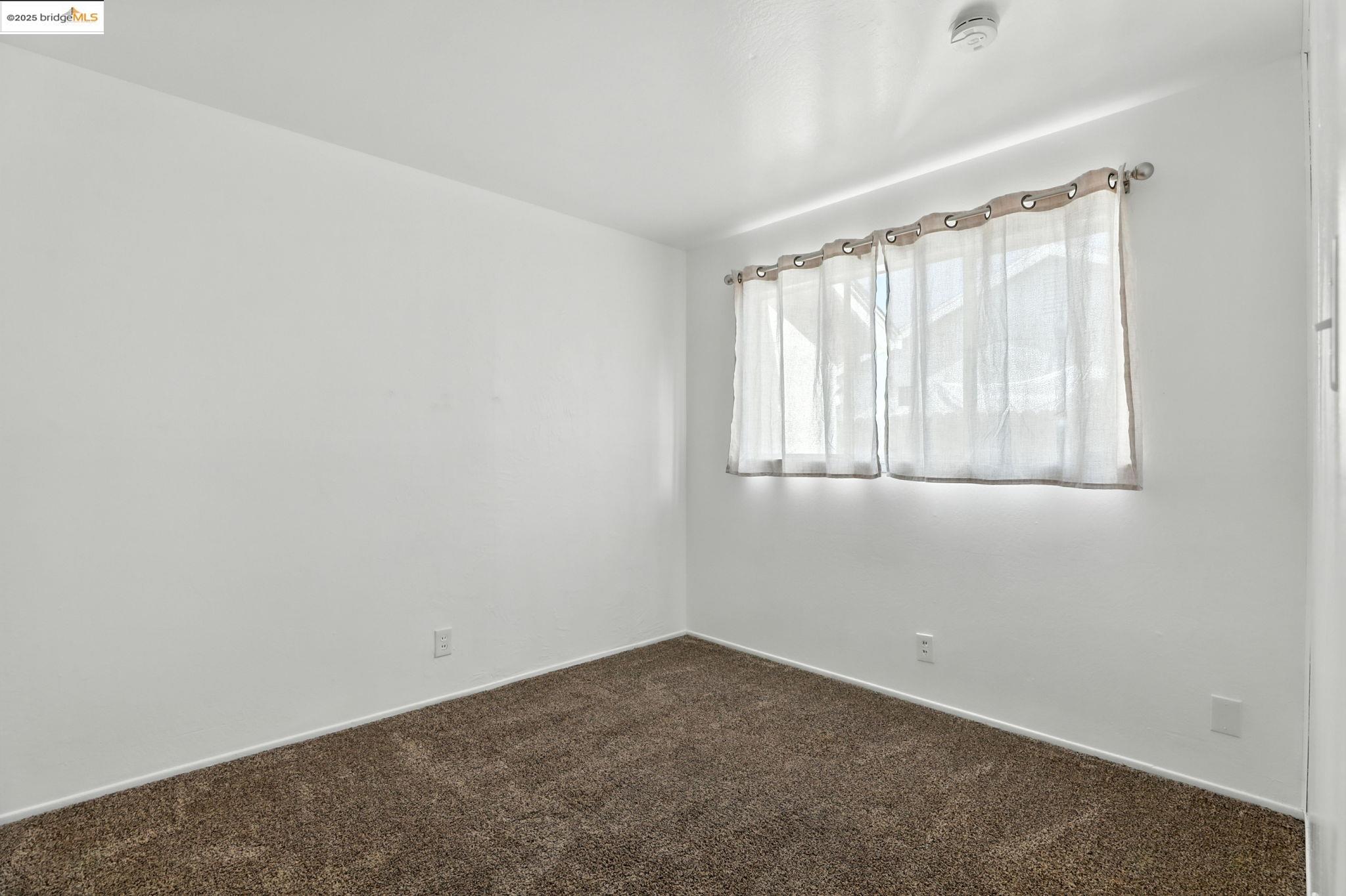 6725 Austin Way, Sacramento, California 95823, 3 Bedrooms Bedrooms, 6 Rooms Rooms,2 BathroomsBathrooms,Residential,For Sale,6725 Austin Way,41105832