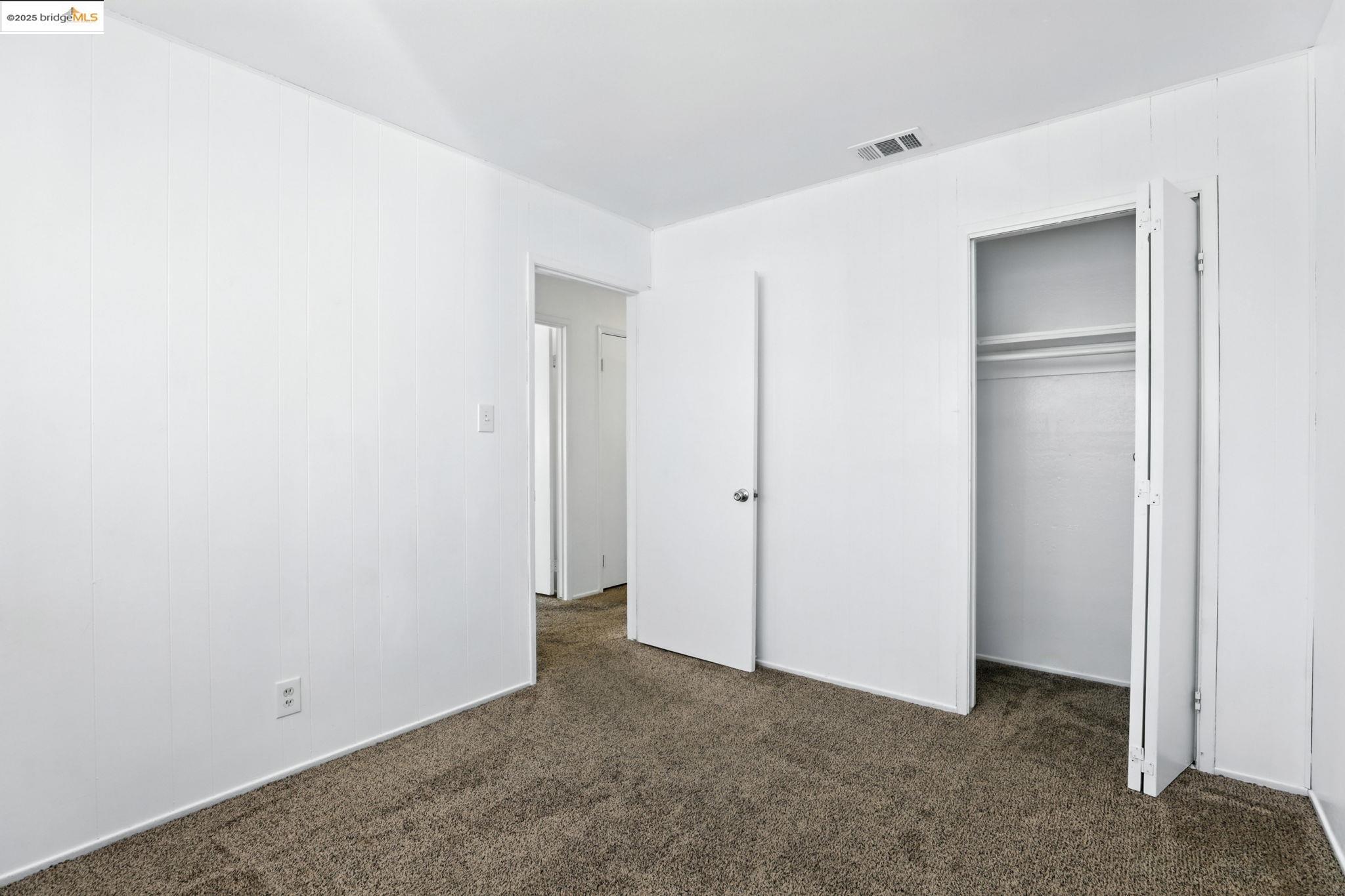 6725 Austin Way, Sacramento, California 95823, 3 Bedrooms Bedrooms, 6 Rooms Rooms,2 BathroomsBathrooms,Residential,For Sale,6725 Austin Way,41105832