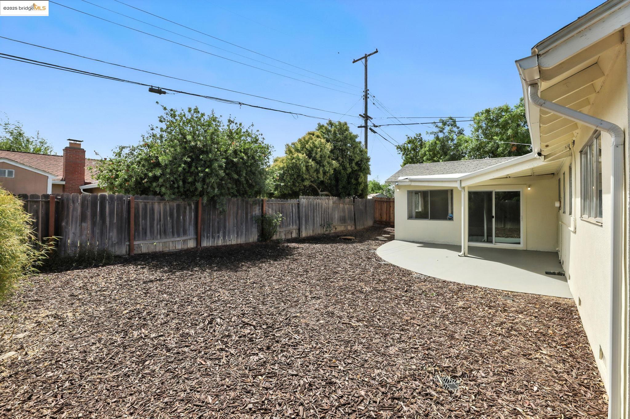6725 Austin Way, Sacramento, California 95823, 3 Bedrooms Bedrooms, 6 Rooms Rooms,2 BathroomsBathrooms,Residential,For Sale,6725 Austin Way,41105832