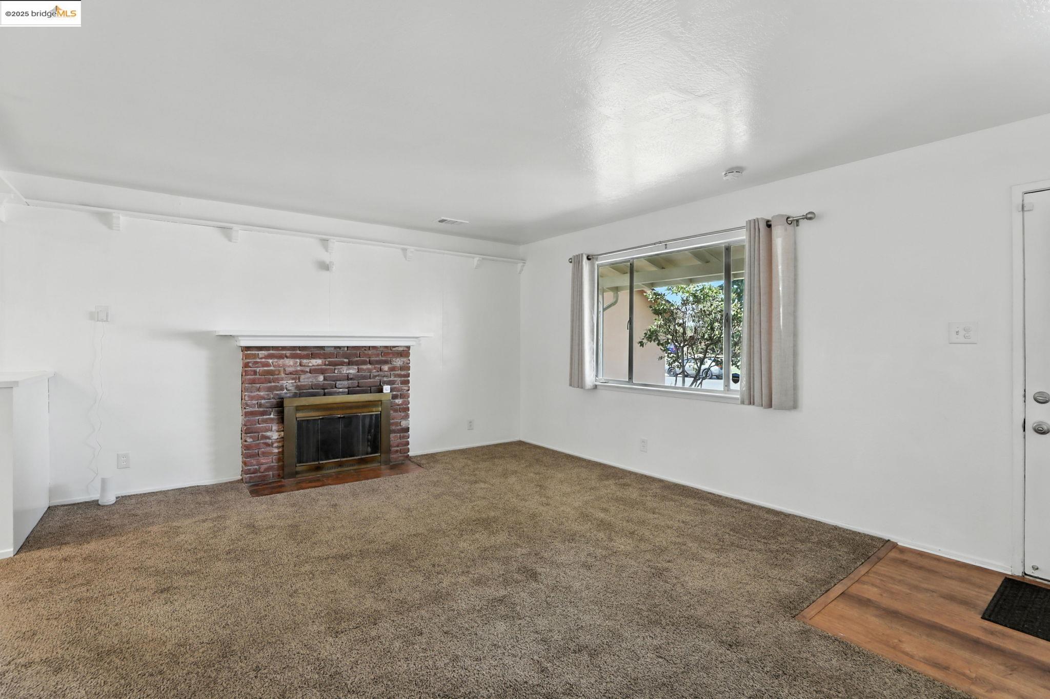 6725 Austin Way, Sacramento, California 95823, 3 Bedrooms Bedrooms, 6 Rooms Rooms,2 BathroomsBathrooms,Residential,For Sale,6725 Austin Way,41105832