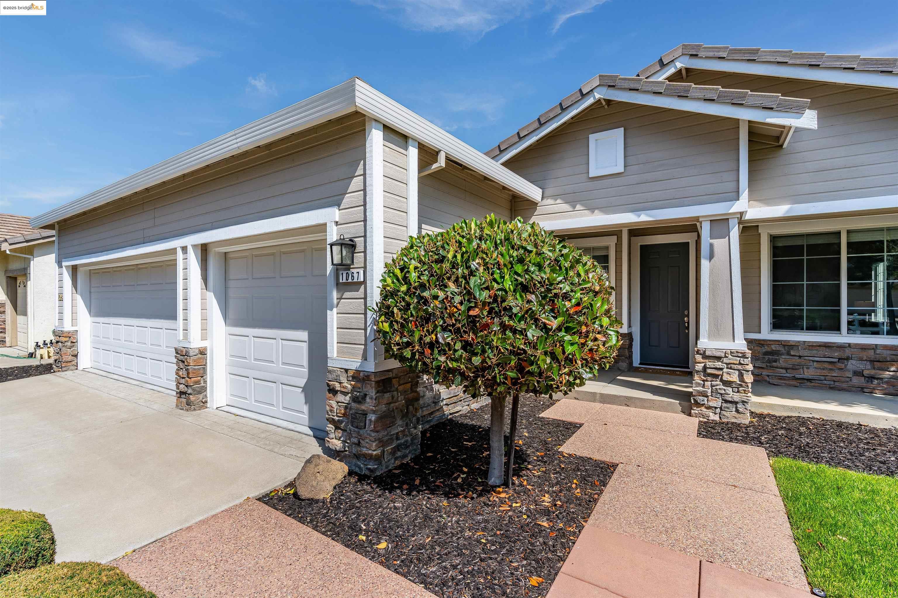 1067 Somersby Way, Brentwood, California 94513, 4 Bedrooms Bedrooms, 9 Rooms Rooms,2 BathroomsBathrooms,Residential,For Sale,1067 Somersby Way,41105833
