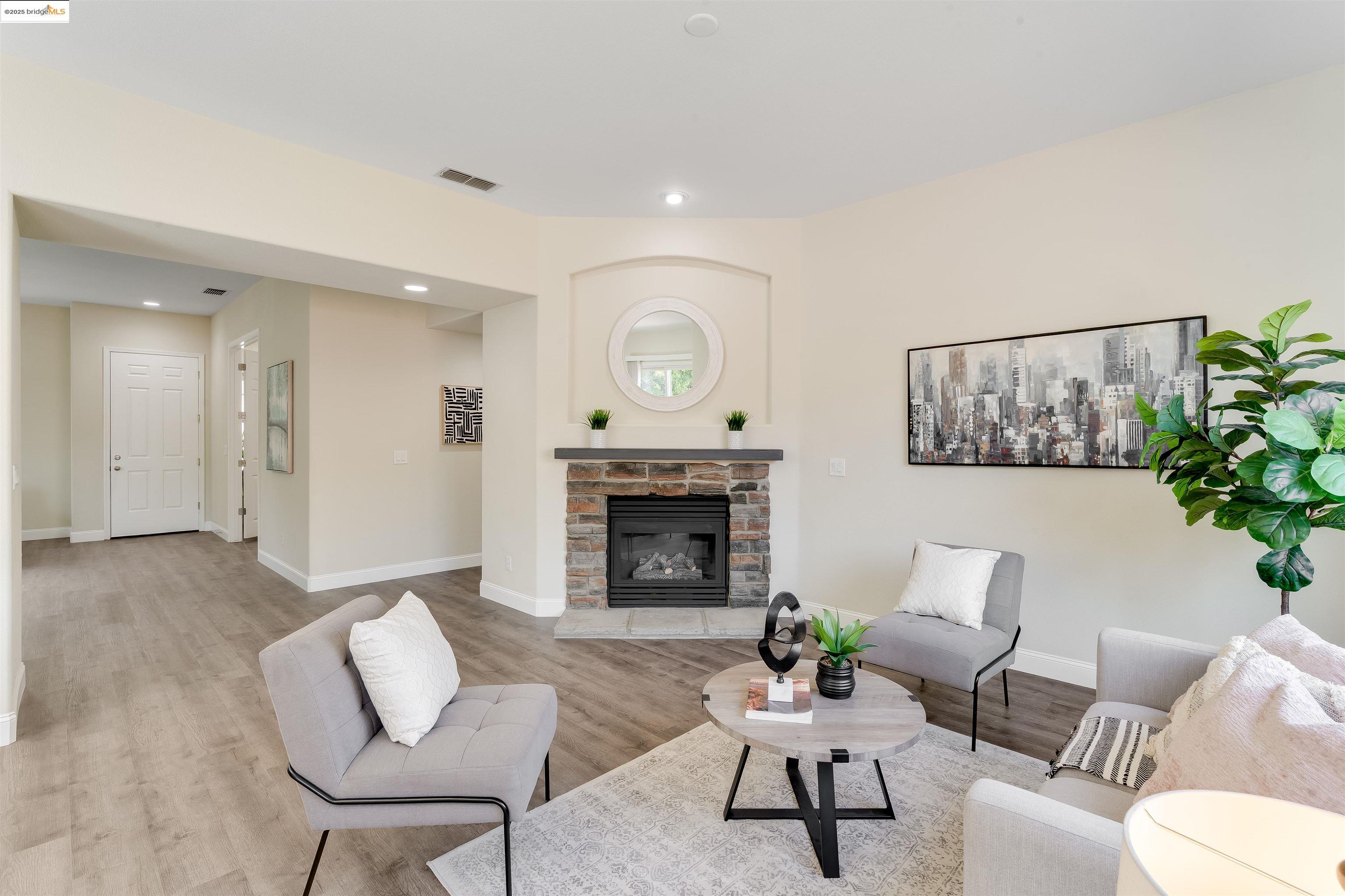 1067 Somersby Way, Brentwood, California 94513, 4 Bedrooms Bedrooms, 9 Rooms Rooms,2 BathroomsBathrooms,Residential,For Sale,1067 Somersby Way,41105833