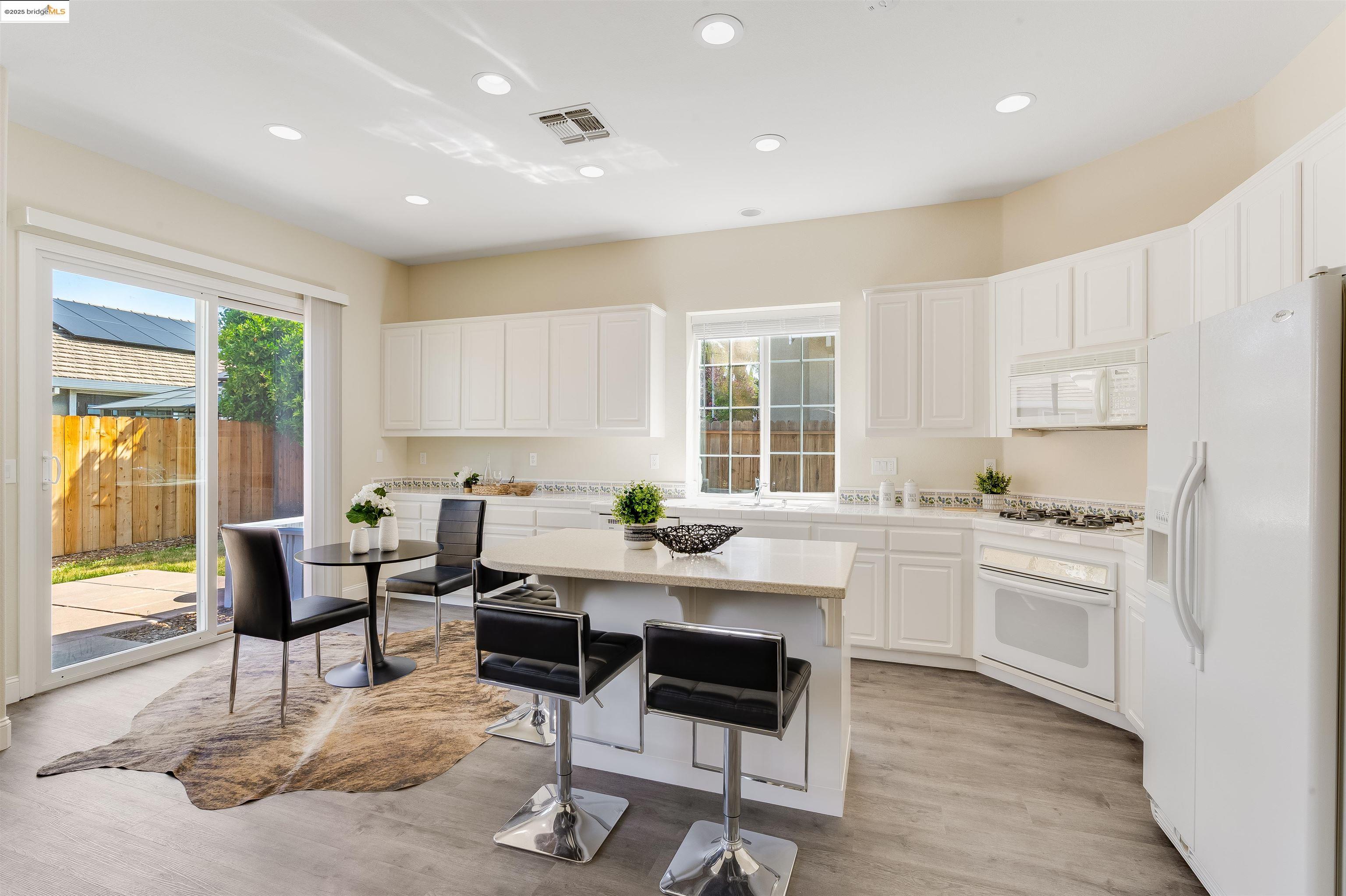 1067 Somersby Way, Brentwood, California 94513, 4 Bedrooms Bedrooms, 9 Rooms Rooms,2 BathroomsBathrooms,Residential,For Sale,1067 Somersby Way,41105833