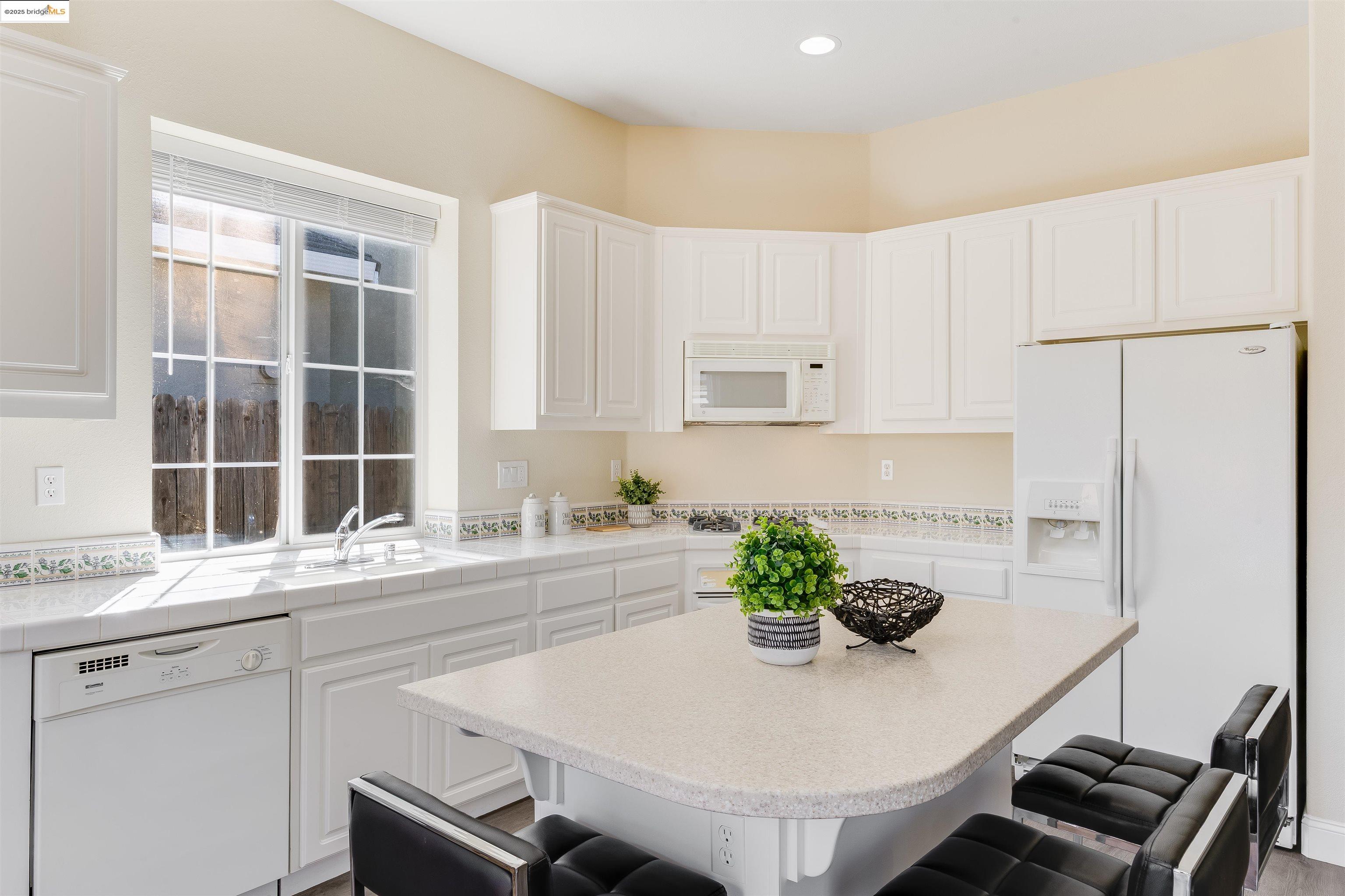 1067 Somersby Way, Brentwood, California 94513, 4 Bedrooms Bedrooms, 9 Rooms Rooms,2 BathroomsBathrooms,Residential,For Sale,1067 Somersby Way,41105833