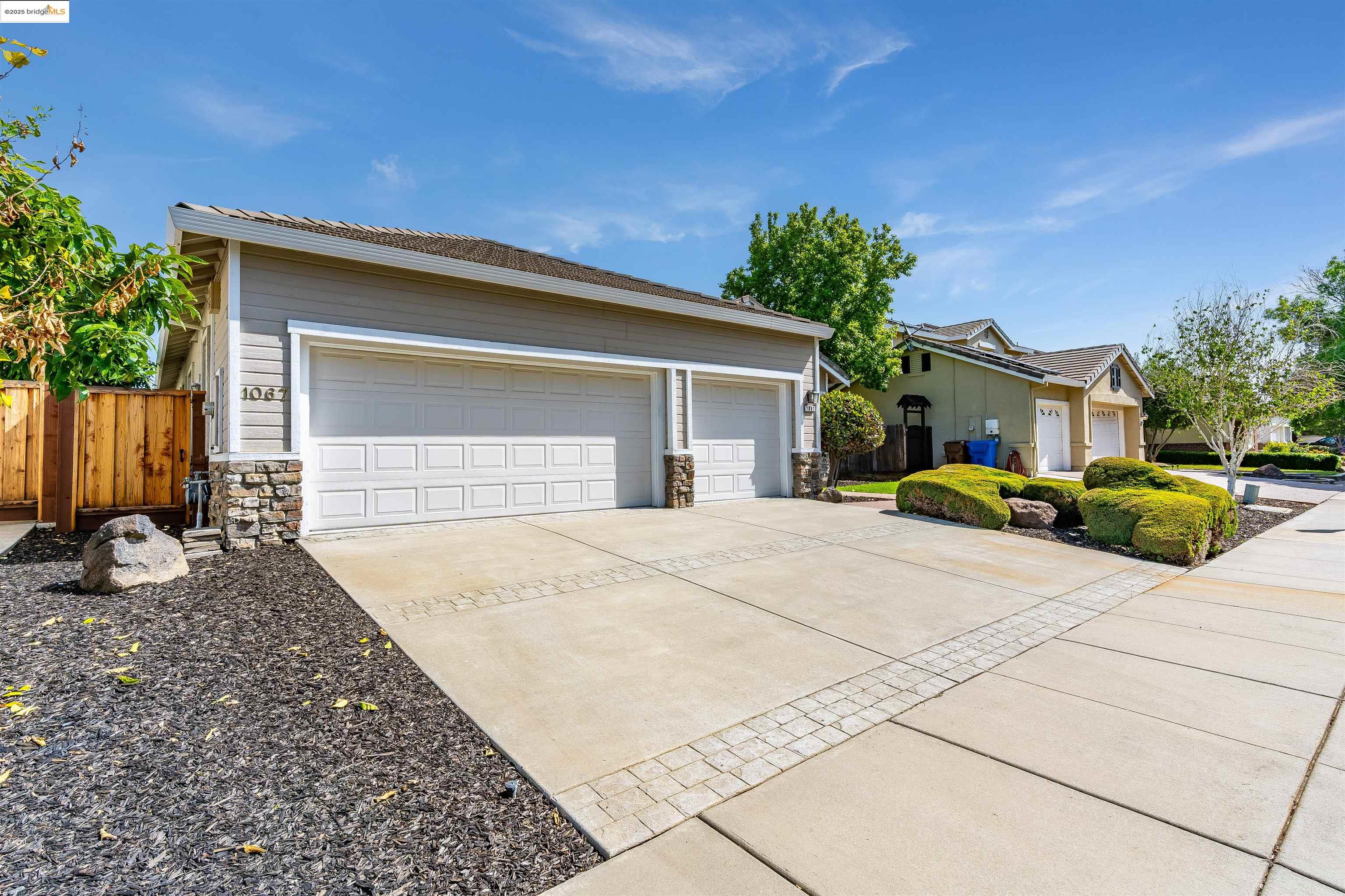 1067 Somersby Way, Brentwood, California 94513, 4 Bedrooms Bedrooms, 9 Rooms Rooms,2 BathroomsBathrooms,Residential,For Sale,1067 Somersby Way,41105833