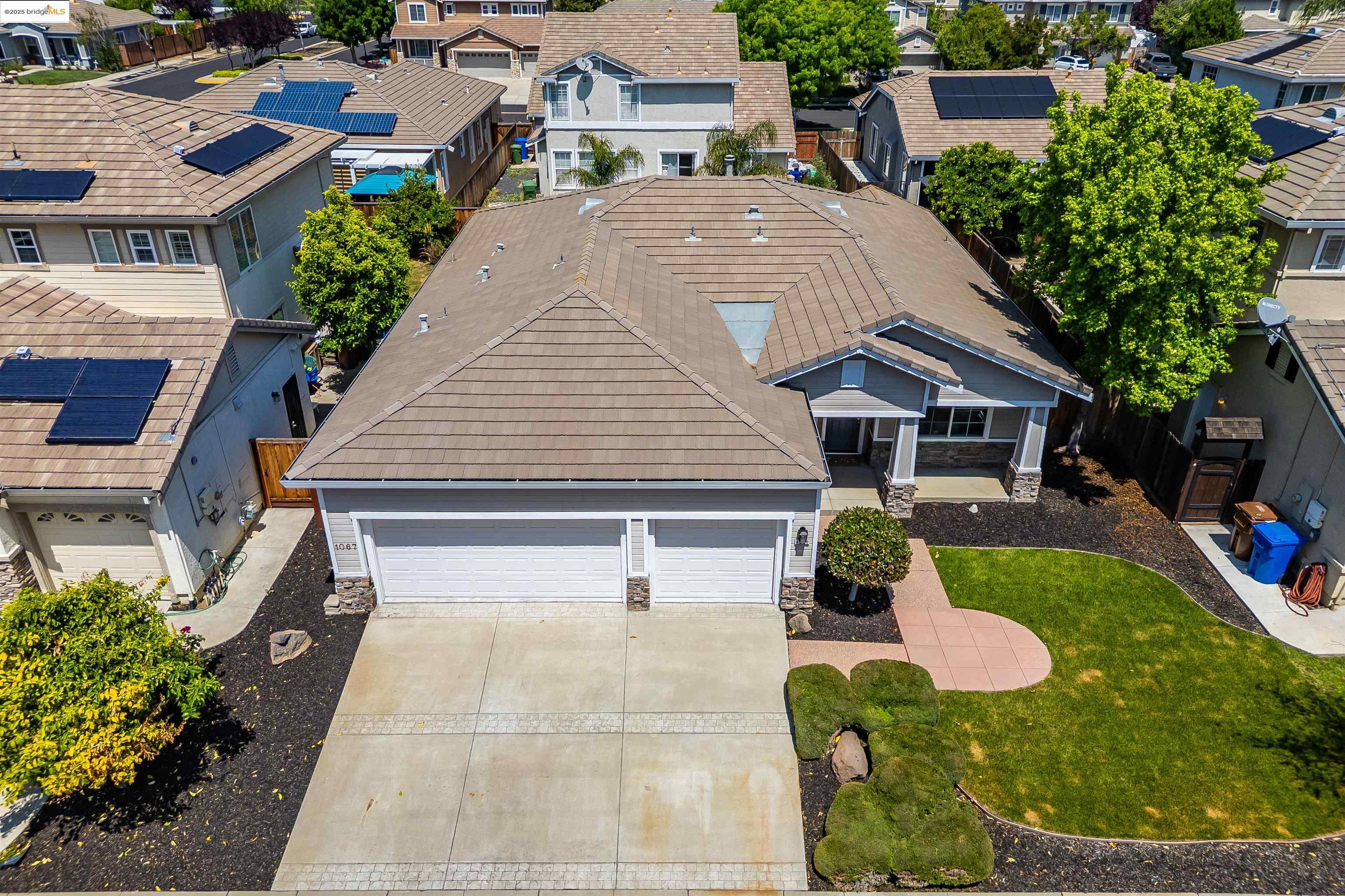 1067 Somersby Way, Brentwood, California 94513, 4 Bedrooms Bedrooms, 9 Rooms Rooms,2 BathroomsBathrooms,Residential,For Sale,1067 Somersby Way,41105833