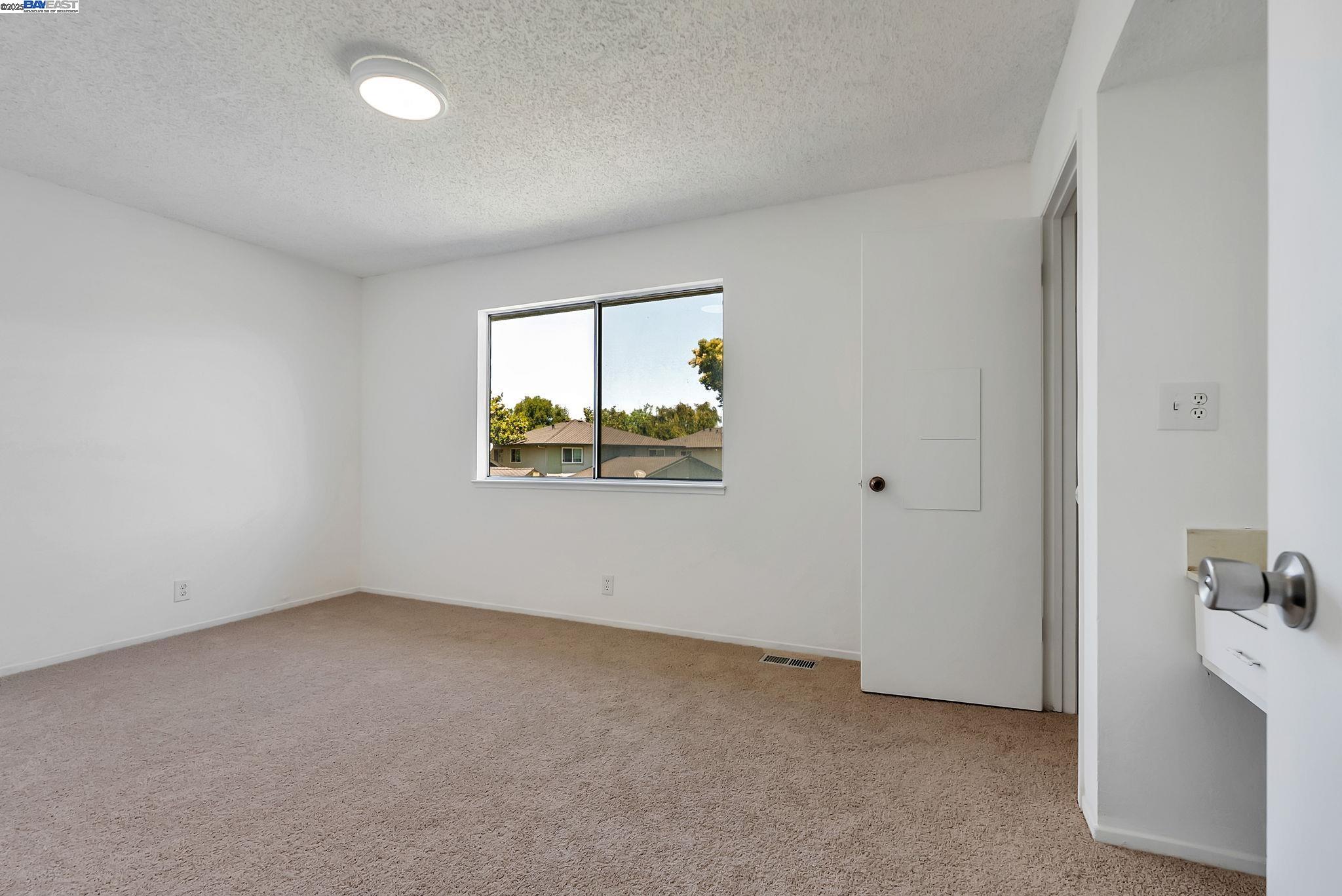 Photo #16: 41105834 Listing: Photo #16